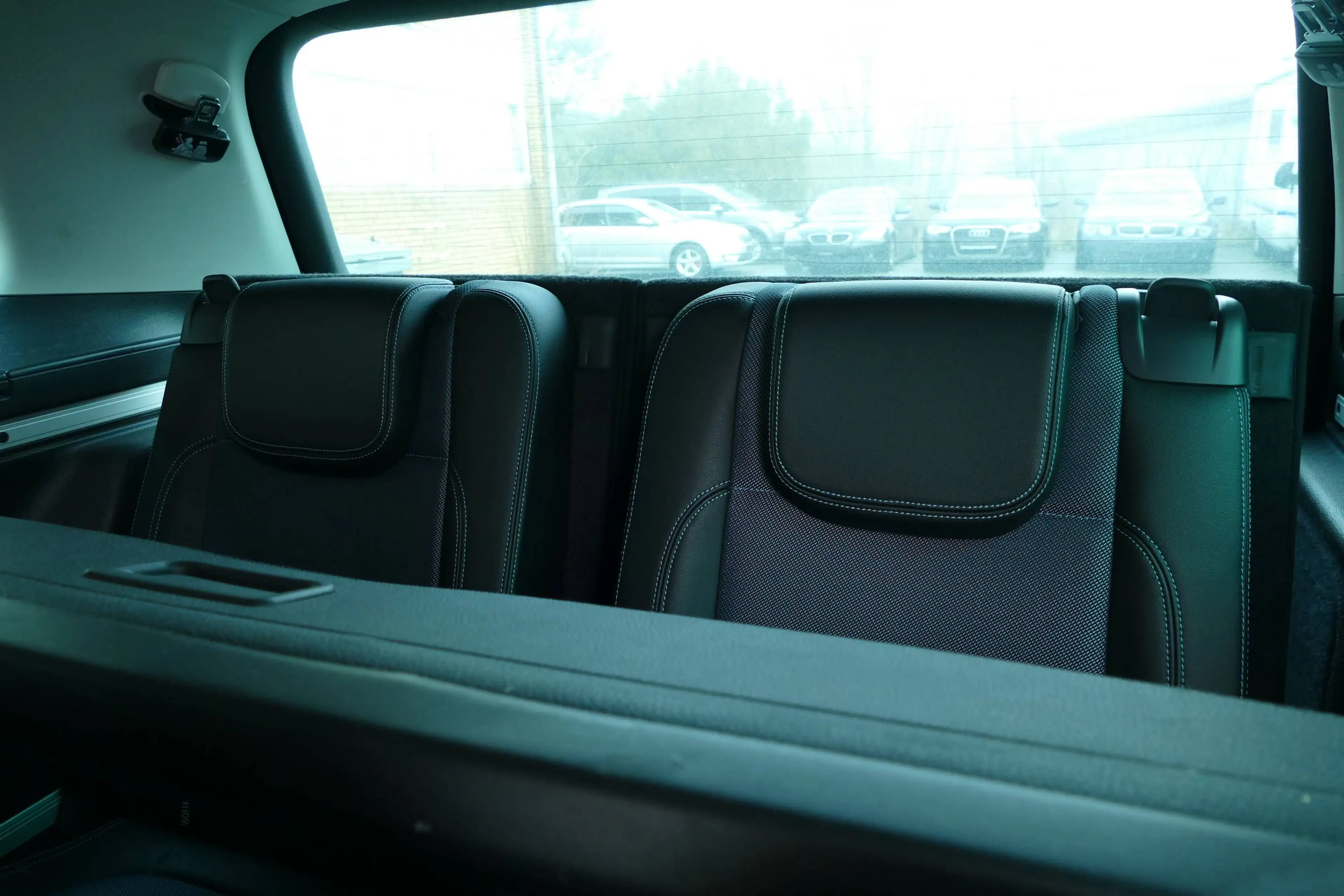 SEAT Alhambra 2.0 TDI DSG 7 Sitzer Navi Kamera AHK HU/AU 06/2027 — photo 12