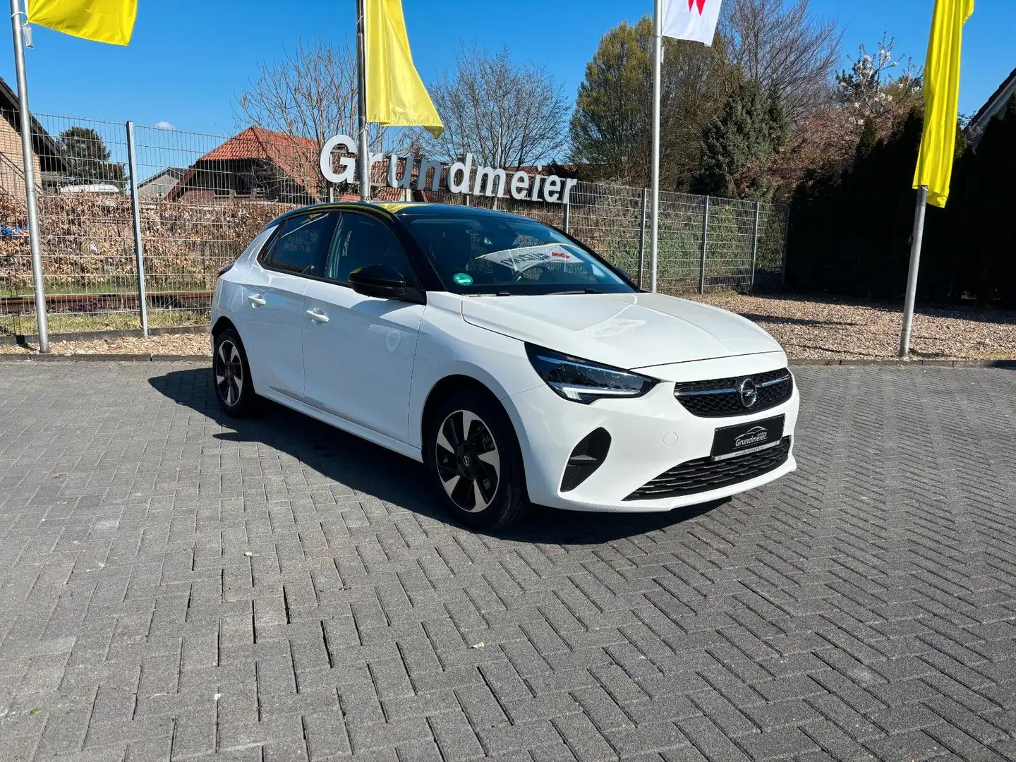 Opel Corsa F Electric Edition Style-Paket/PDC/SHZ Weiß - 2