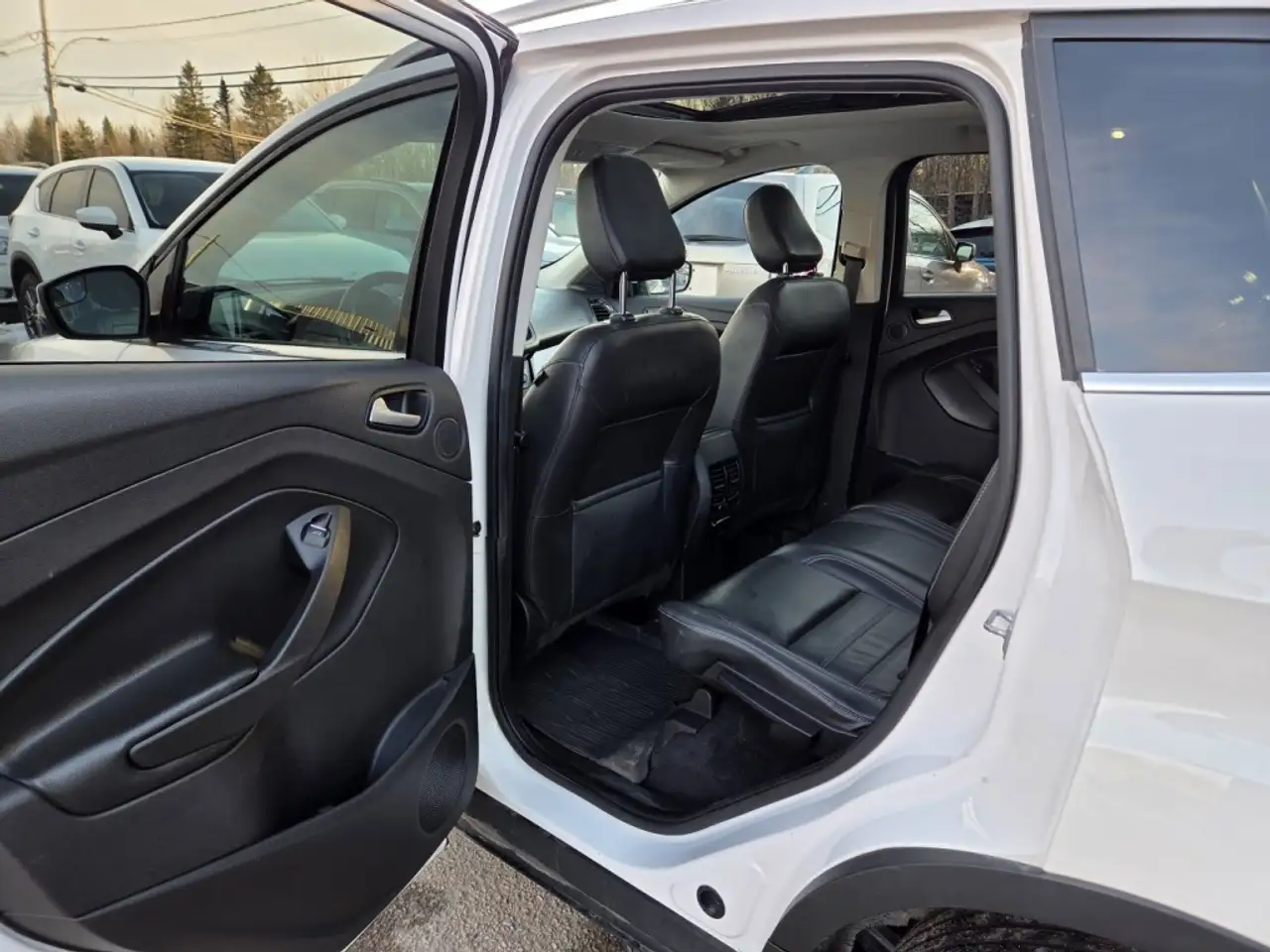 Ford Escape снимка Ford Escape