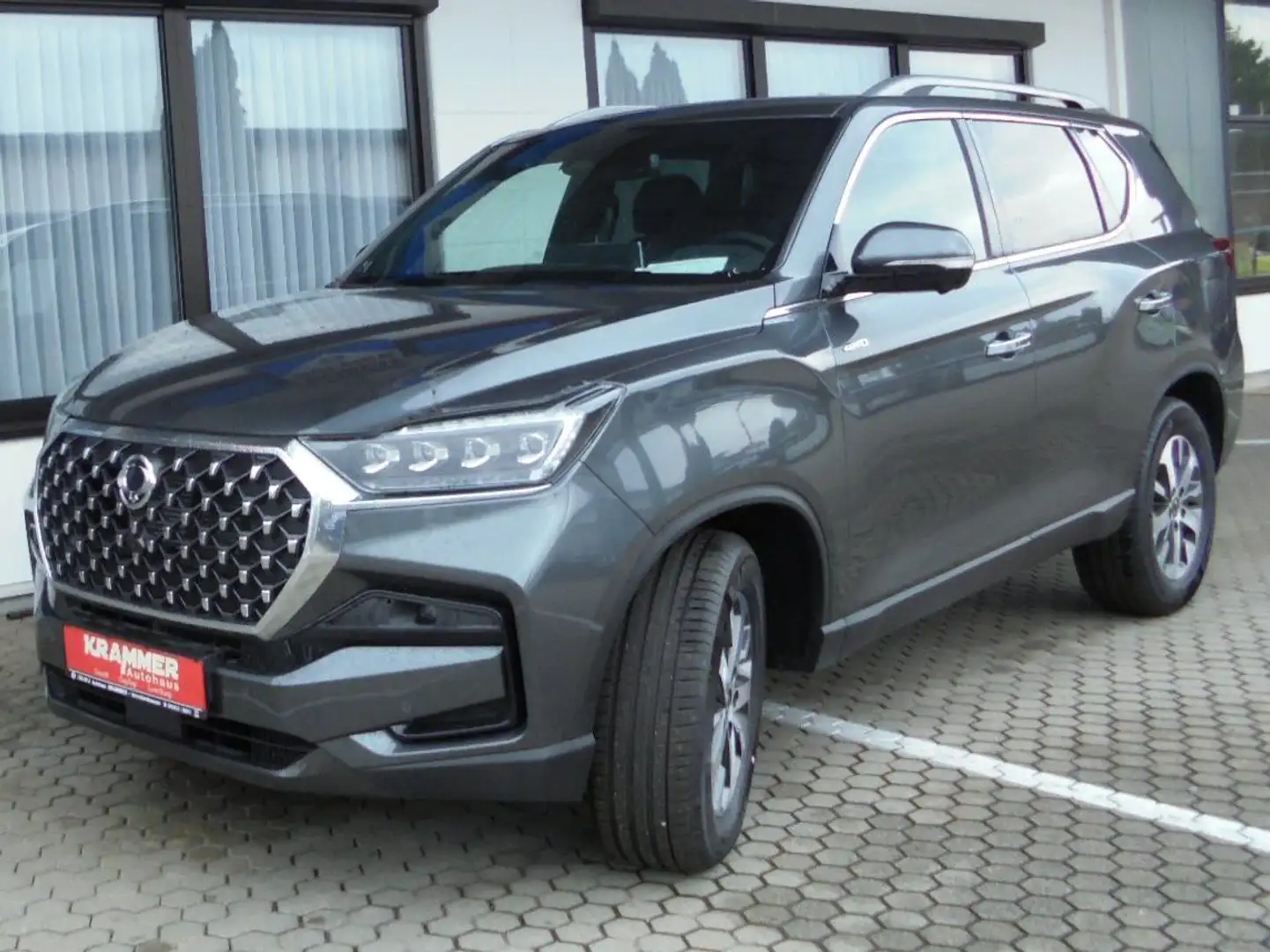 SsangYong Rexton 2.2 e-XDi 220 4WDAut. Lux KGM Gris - 1