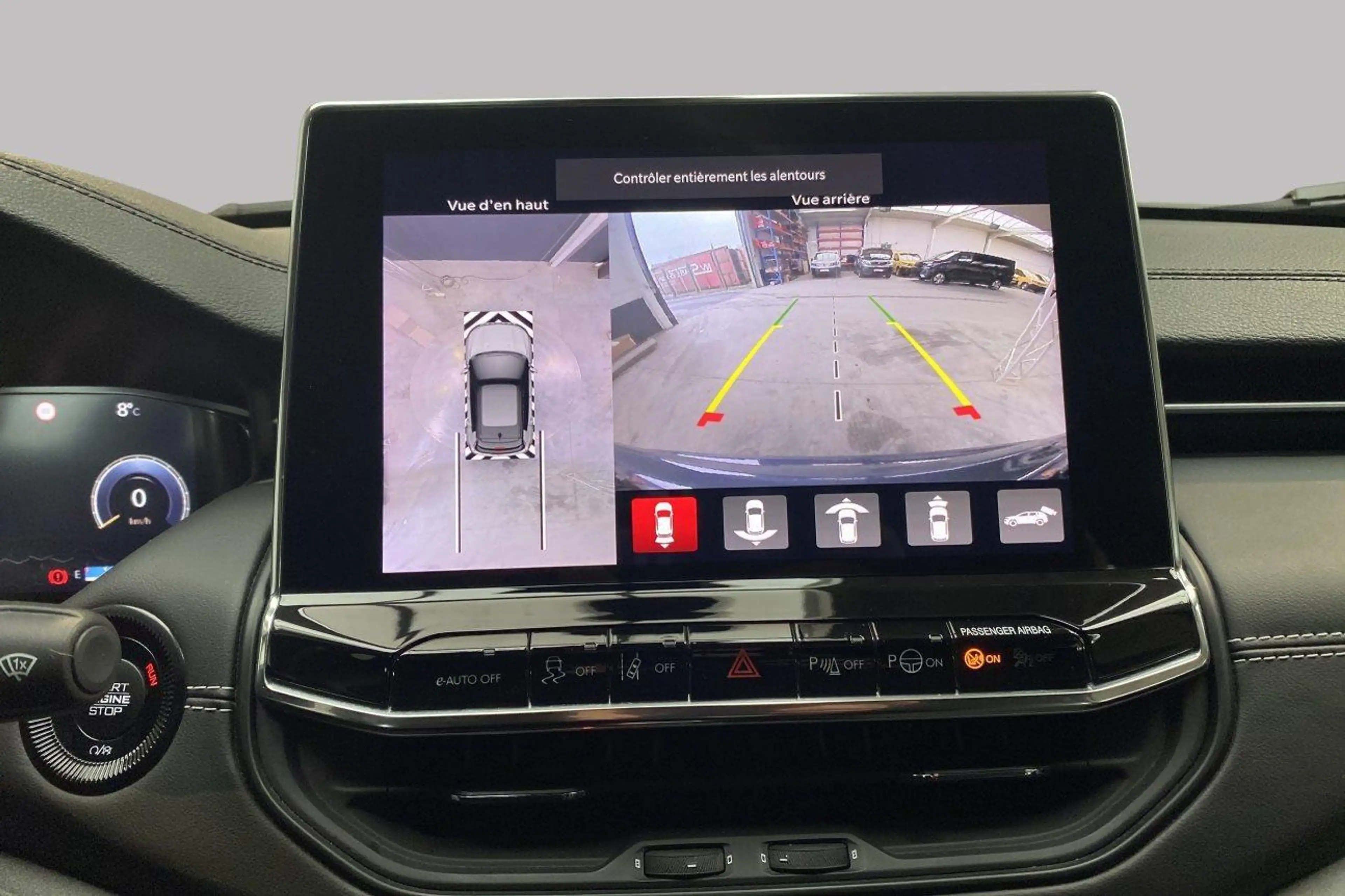 Jeep Compass ALTITUDE e-HYBRID — photo 14