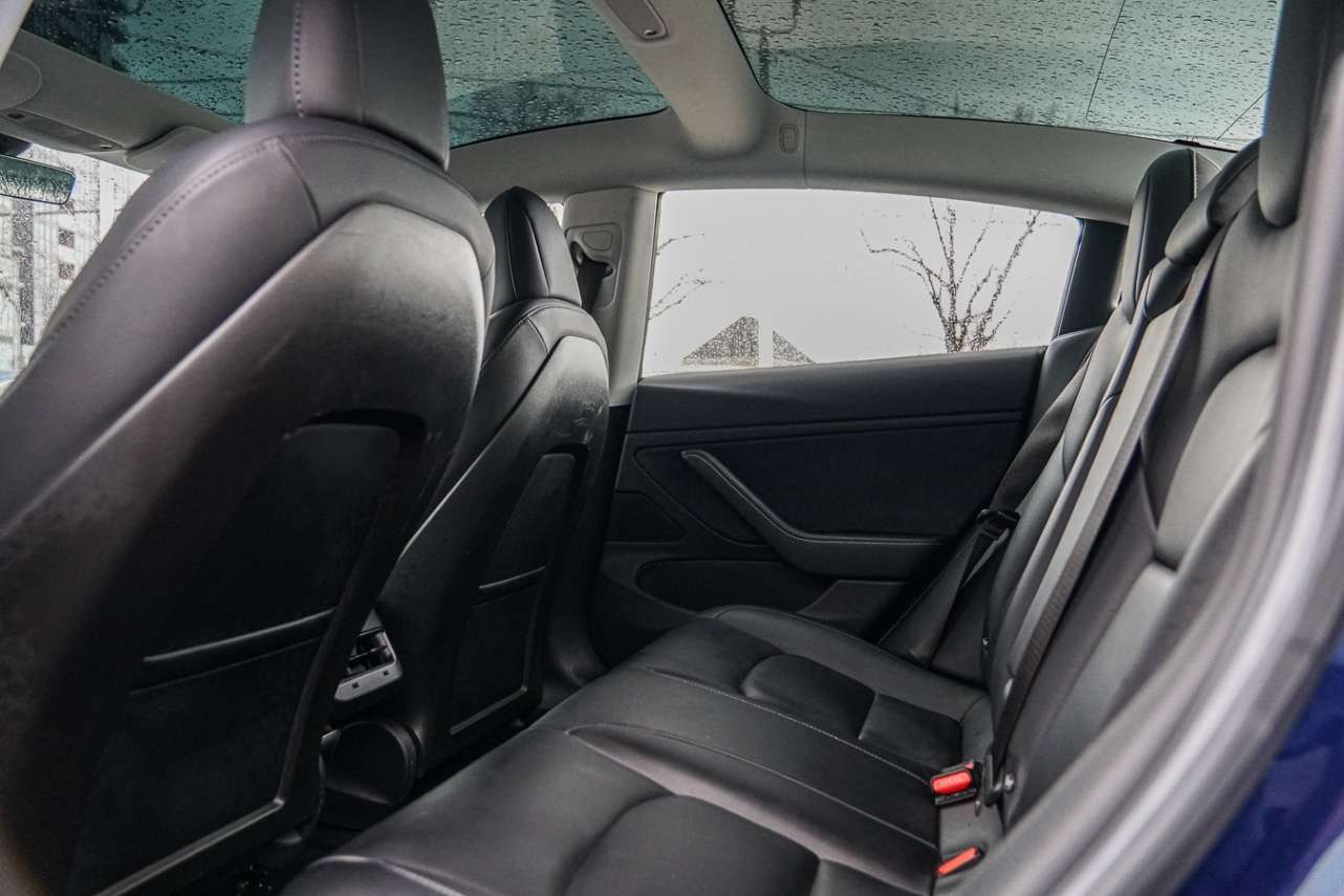 2018 Tesla Model 3 LONG RANGE thumb 11