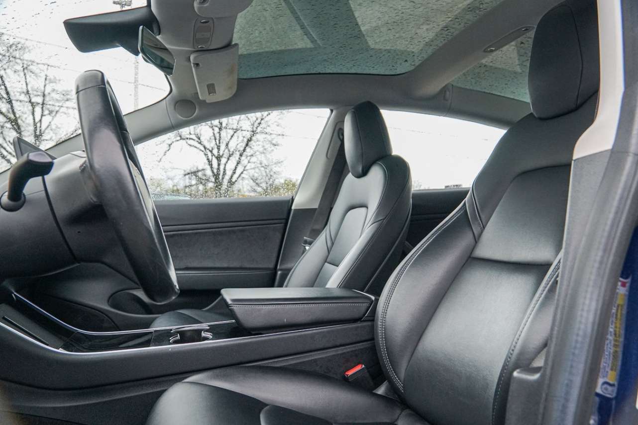 2018 Tesla Model 3 LONG RANGE thumb 9