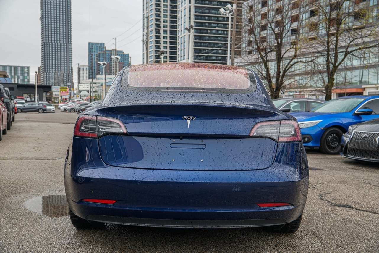 2018 Tesla Model 3 LONG RANGE thumb 6