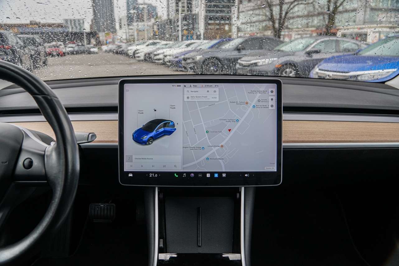 2018 Tesla Model 3 LONG RANGE thumb 14