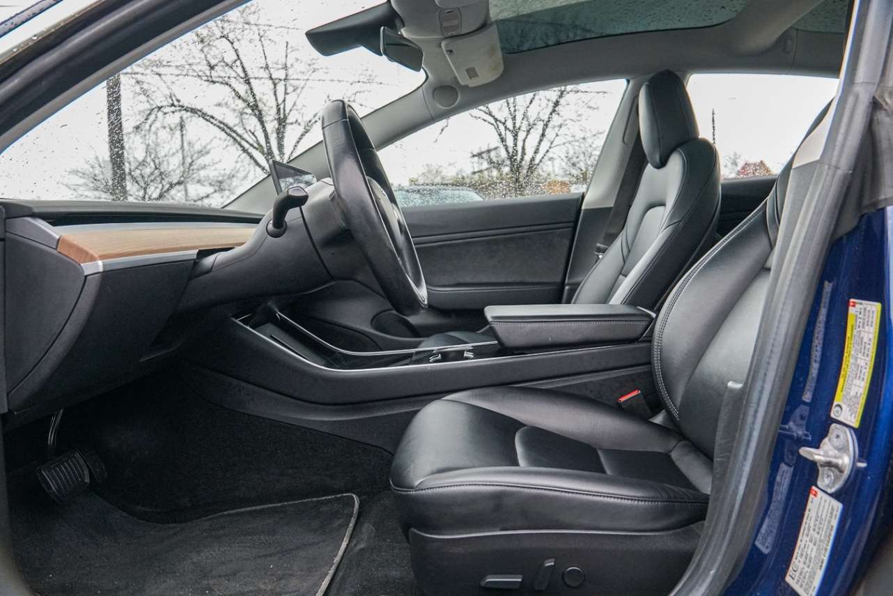 2018 Tesla Model 3 LONG RANGE thumb 8