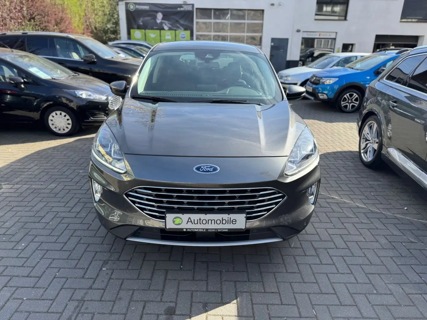 Ford Kuga Titanium*NAVI*AHK*KAM*SHZ*4S-REIFEN*LED*DAB Grau - 2