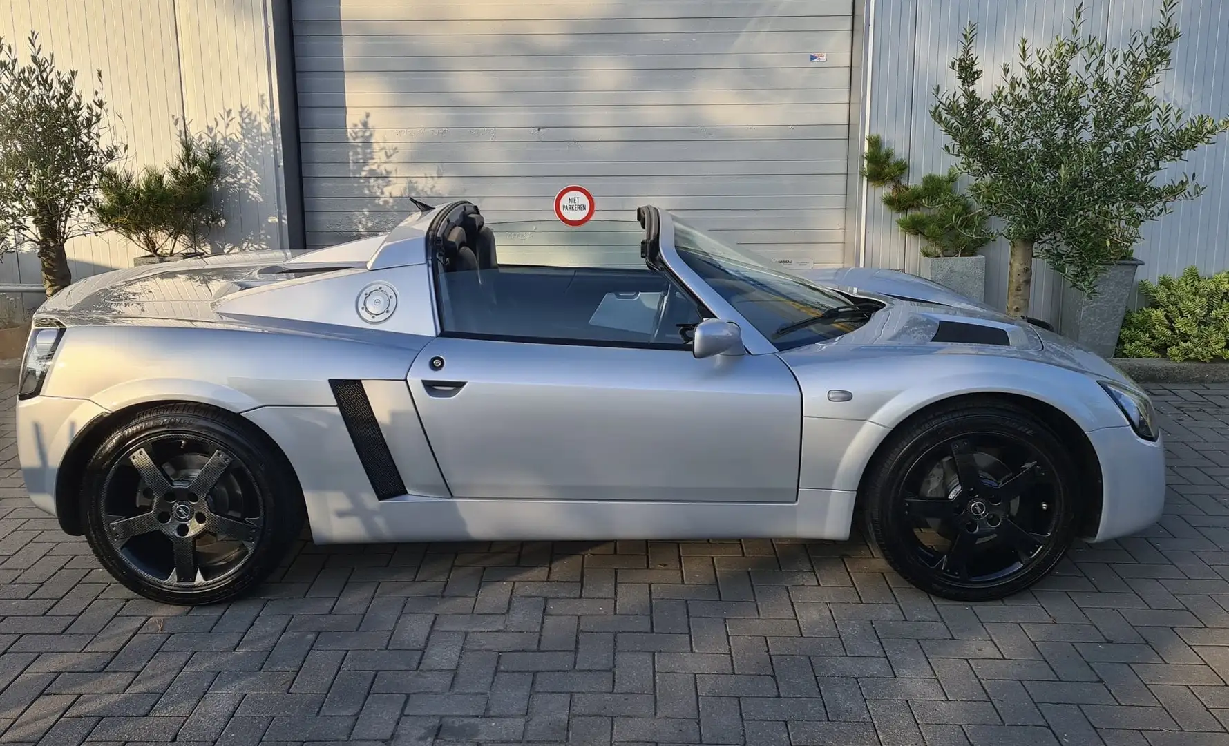 Opel Speedster 2.2-16V Grijs - 1