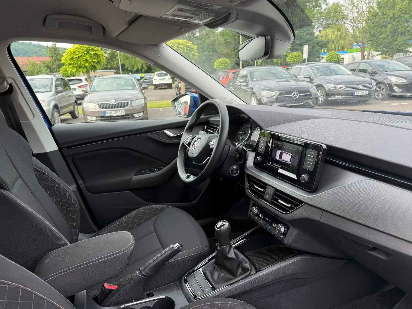 Skoda Kamiq Ambition+LED+AHK+Navi+SHZ+Kamera+El.HCKL Azul - 2