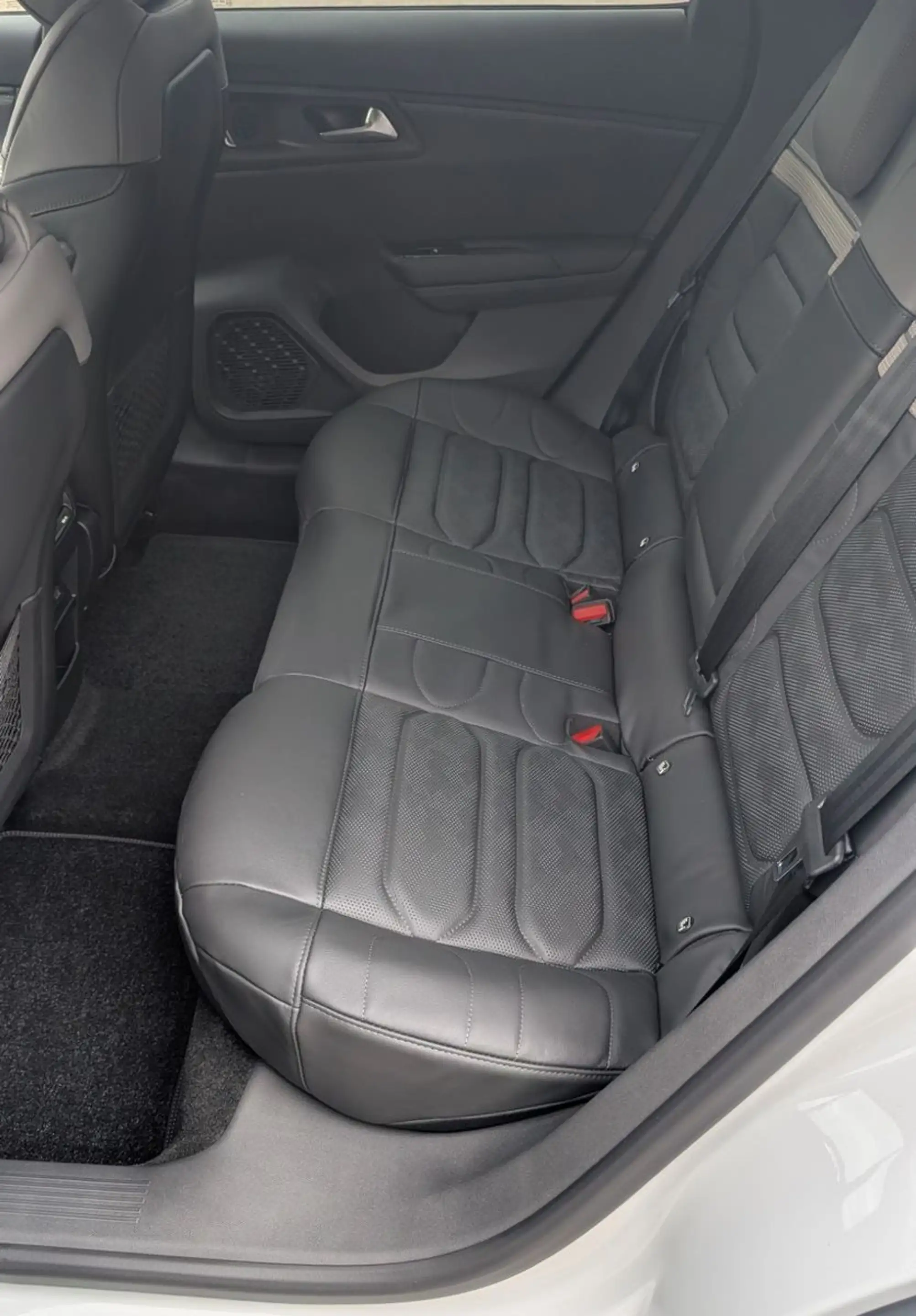 Citroen C5 X Hybrid145 e-DCS6 PLUS *MEMORY+LEDER* — photo 13