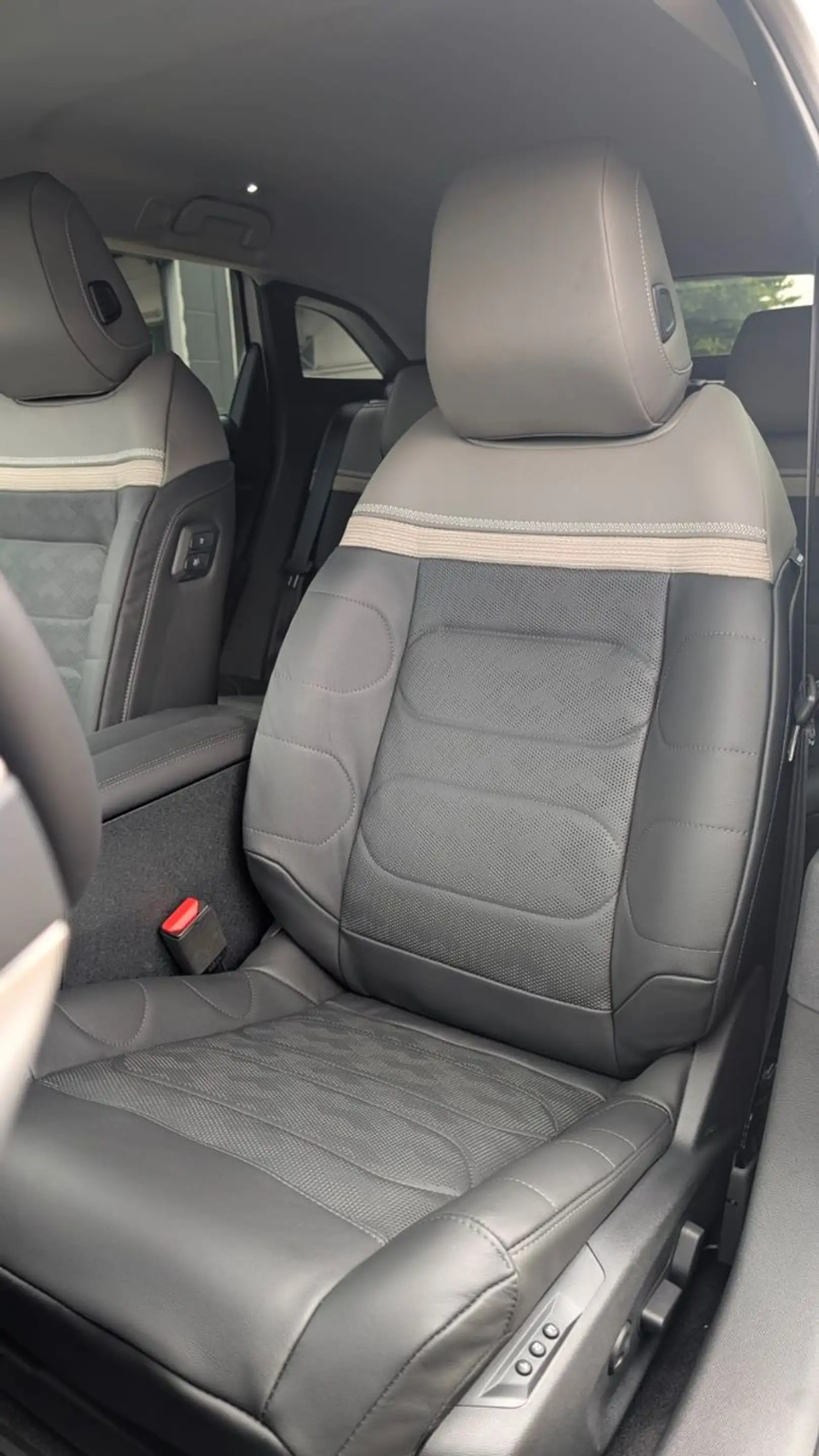 Citroen C5 X Hybrid145 e-DCS6 PLUS *MEMORY+LEDER* — photo 12