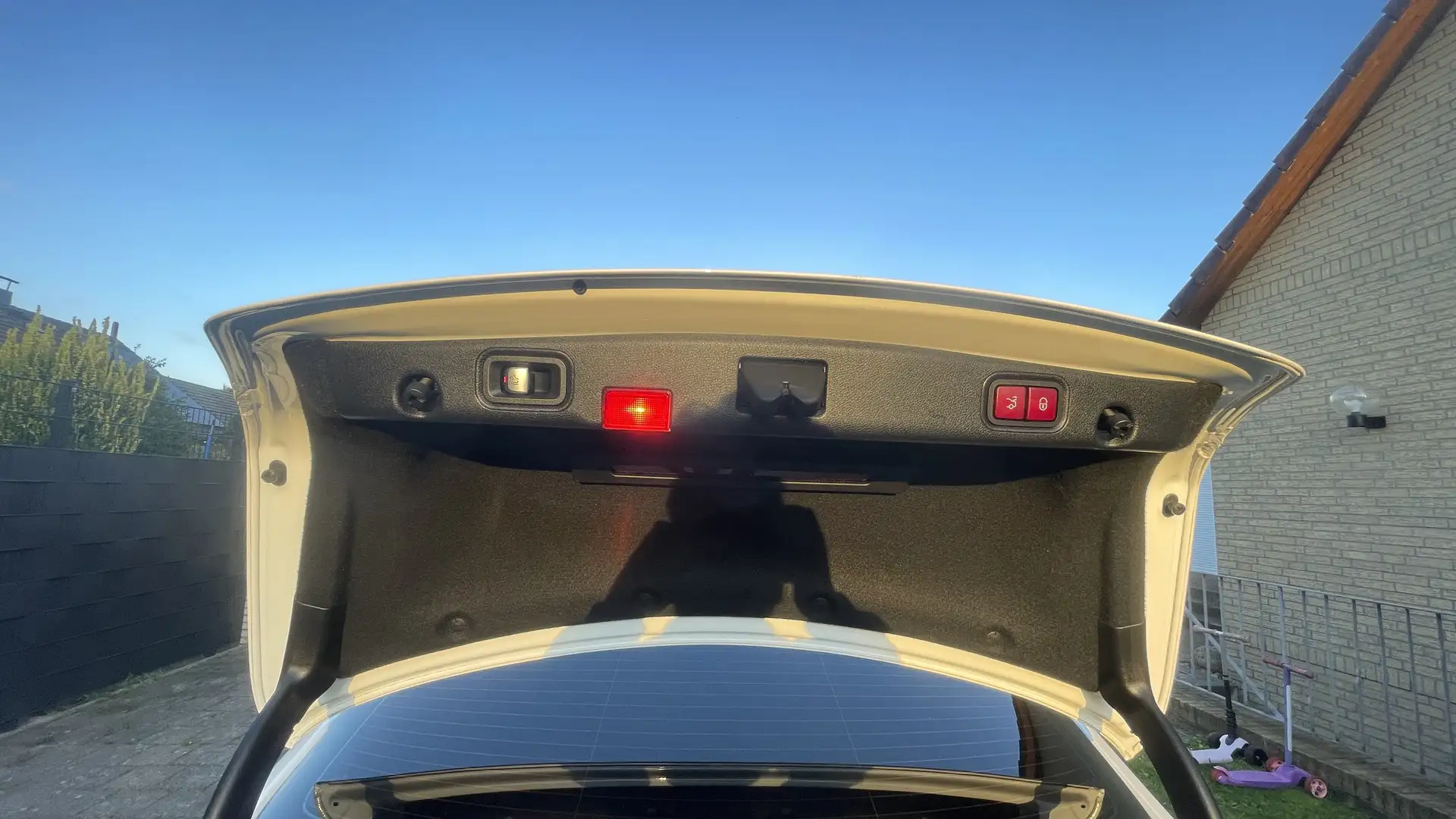 Mercedes-Benz E 350 Mercedes-Benz E 350 E 350 e (213.050) - 2