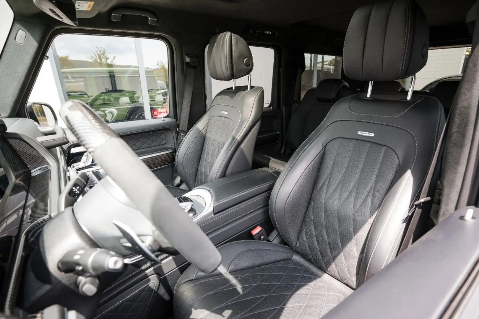 Mercedes-Benz G 63 AMG MAGNO CARBON NIGHT BURMESTER ACC AHK Vert - 2
