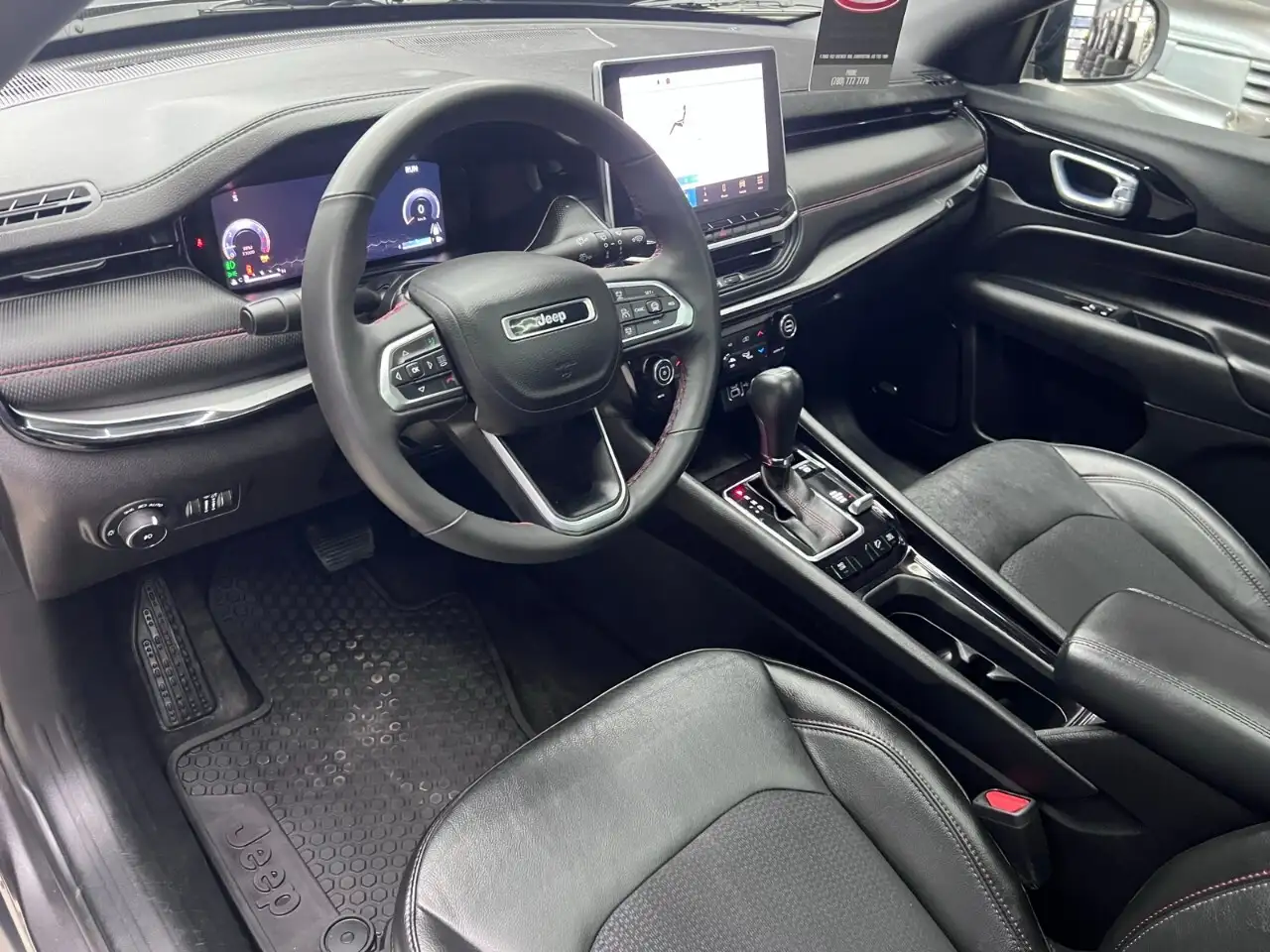 Jeep Compass снимка Jeep Compass