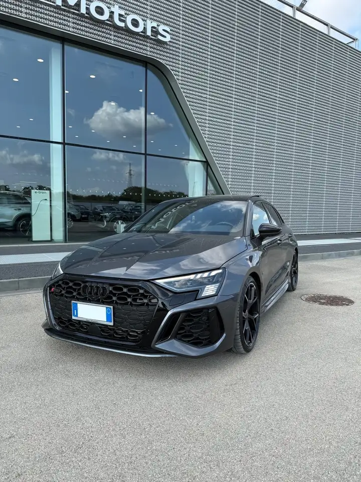 Audi RS3