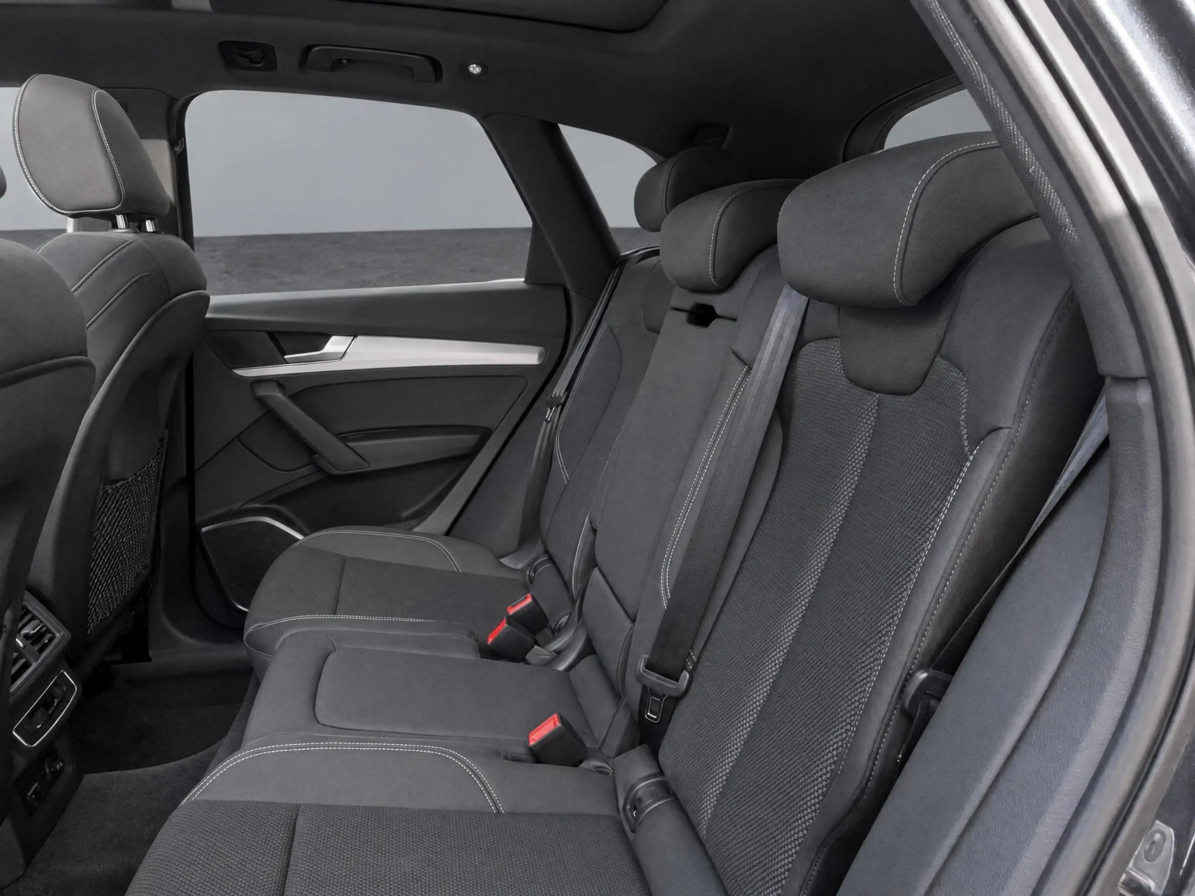 Audi Q5 50 TFSIe 299pk S-tronic S edition · Panoramadak · — photo 13
