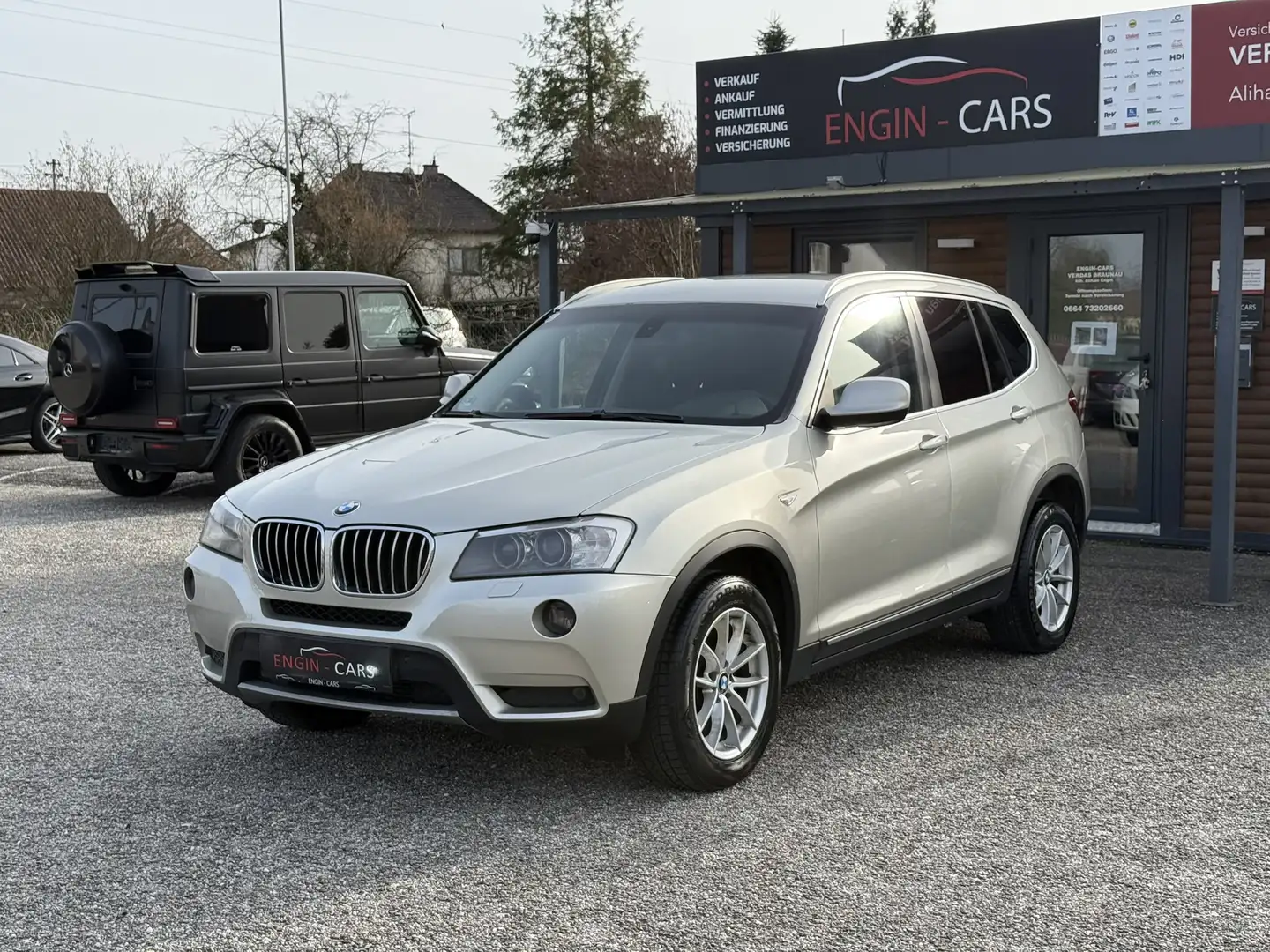 BMW X3 xDrive20d PDC/AHK/NAVI/SZH/RFK/ Grau - 1