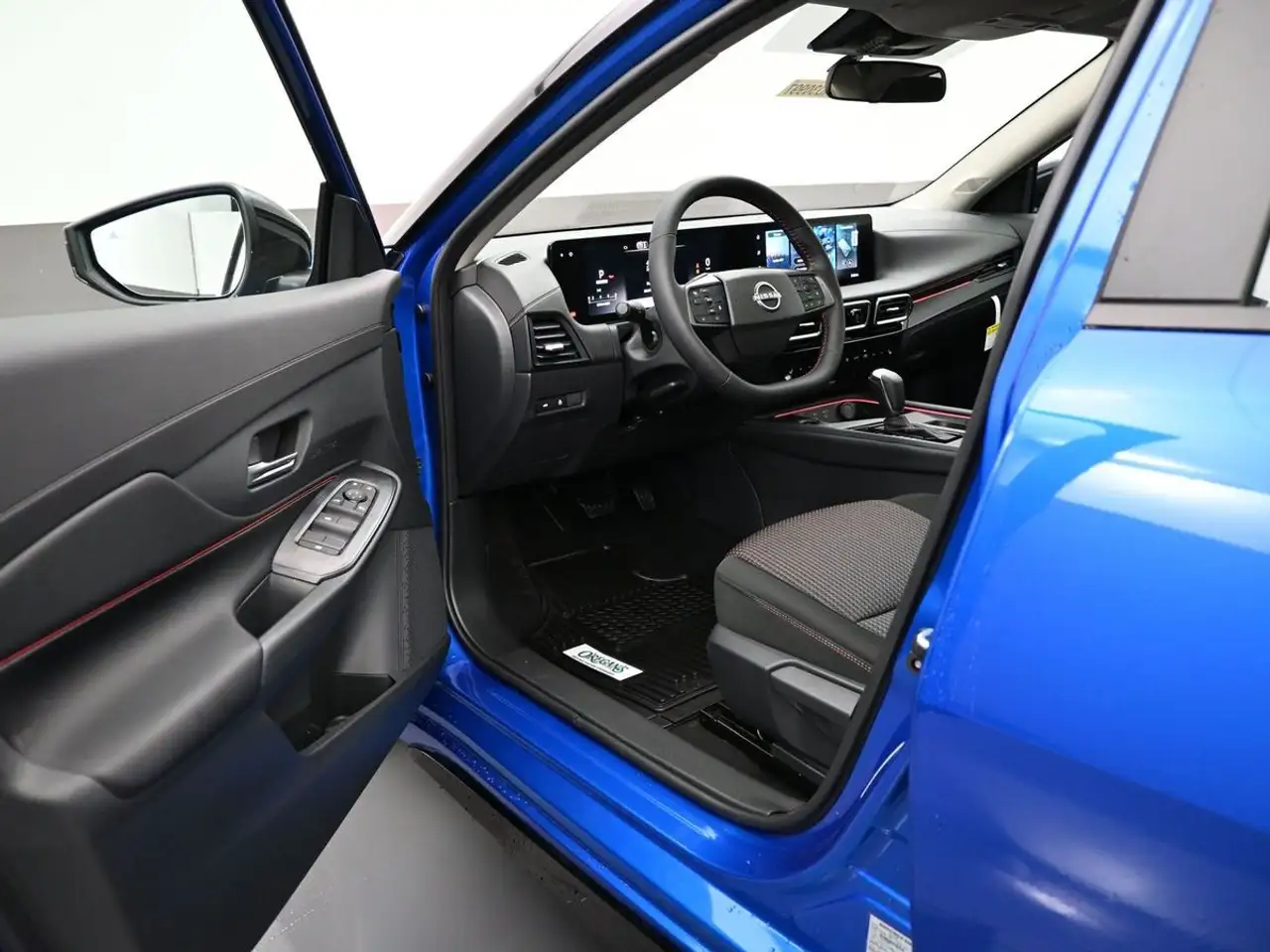 Nissan Sentra fotografie Nissan Sentra