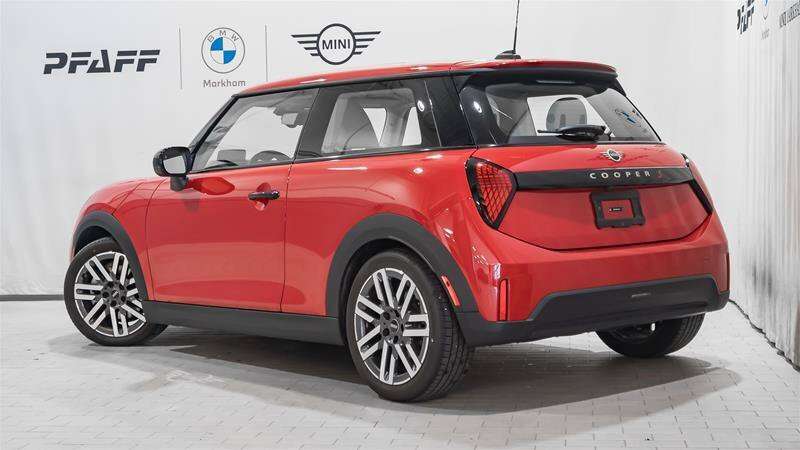 2025 MINI 3 Door Cooper S — снимка 4