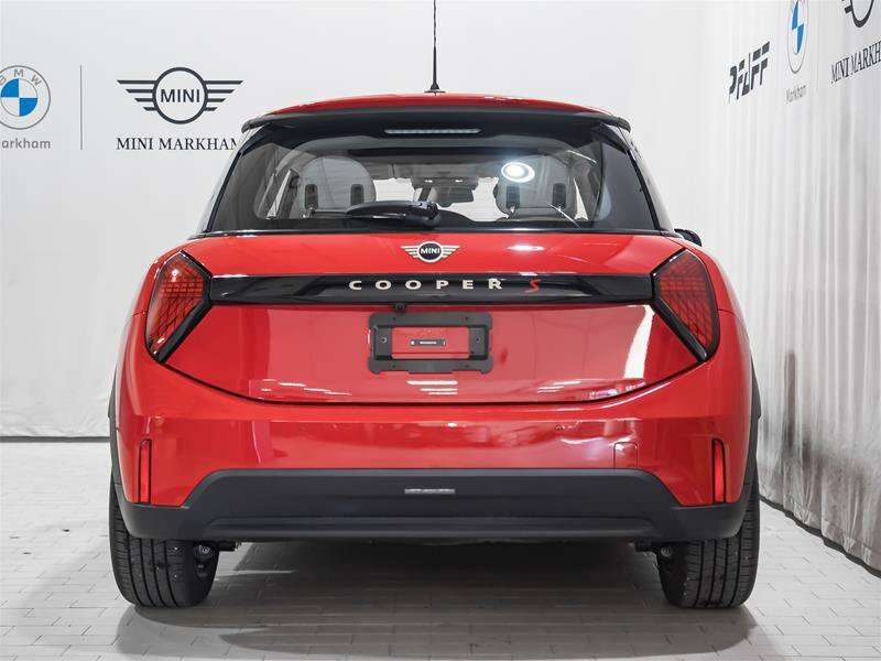 2025 MINI 3 Door Cooper S — снимка 5