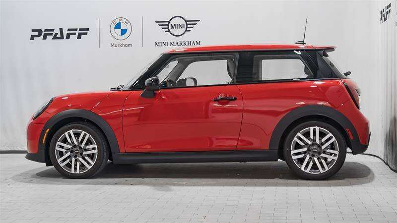 2025 MINI 3 Door Cooper S — снимка 2