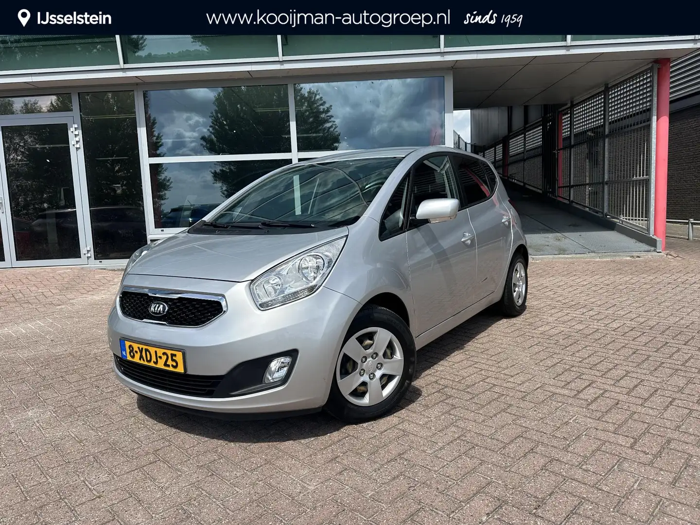 Kia Venga 1.6 CVVT ExecutiveLine A Gris - 1