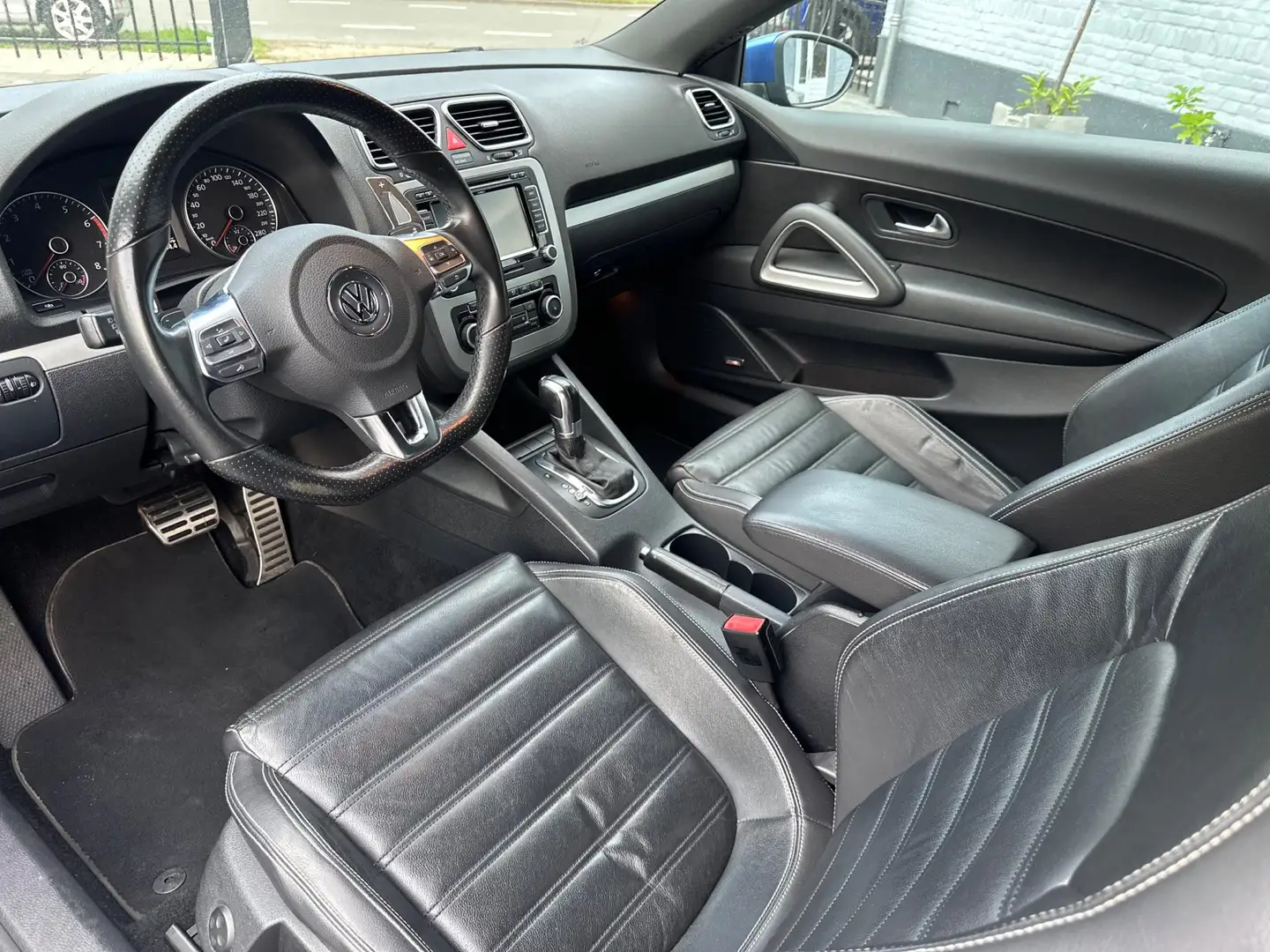 Volkswagen Scirocco 1.4 TSI | NAVI | LEER | 160 PK | CLIMA | Blauw - 2