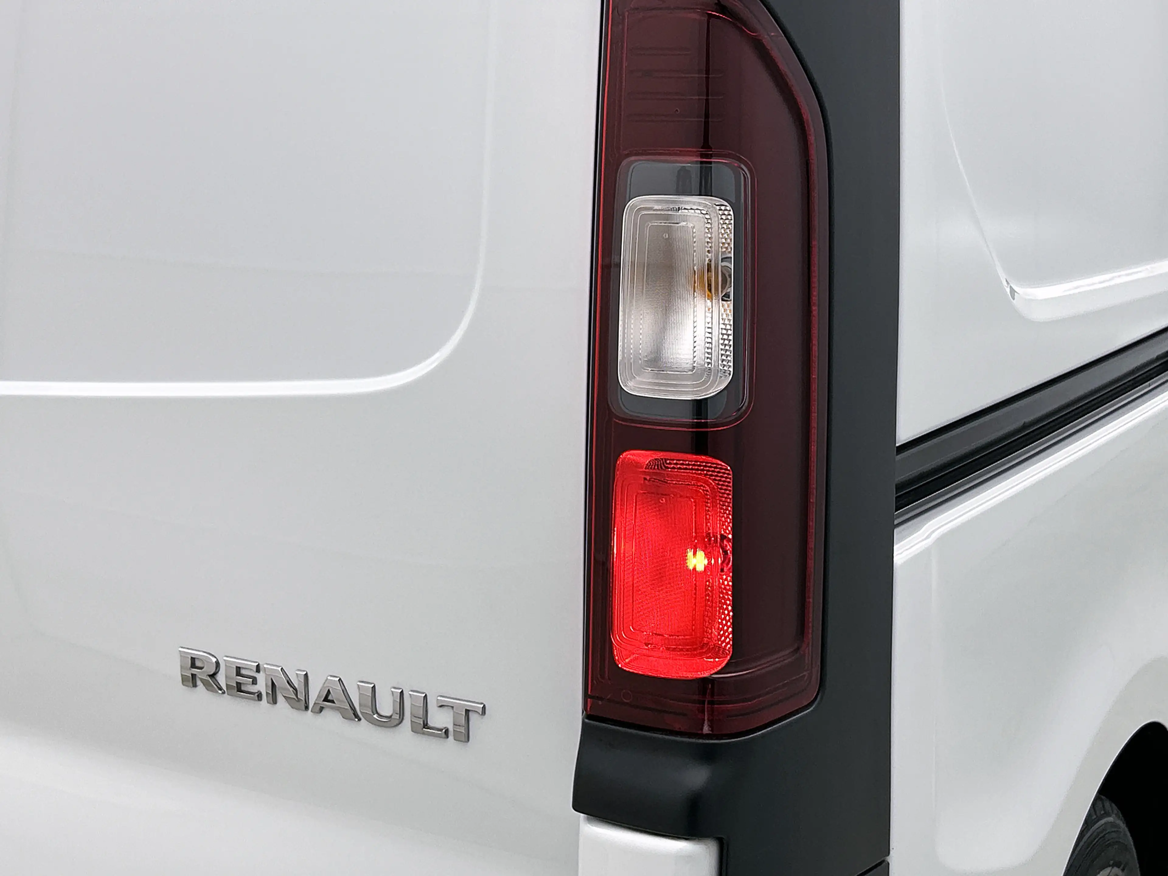 Renault Trafic 2.0 dCi 110 T27 L1H1 Koel/Vries -20, Dag/Nacht, Ai — photo 18