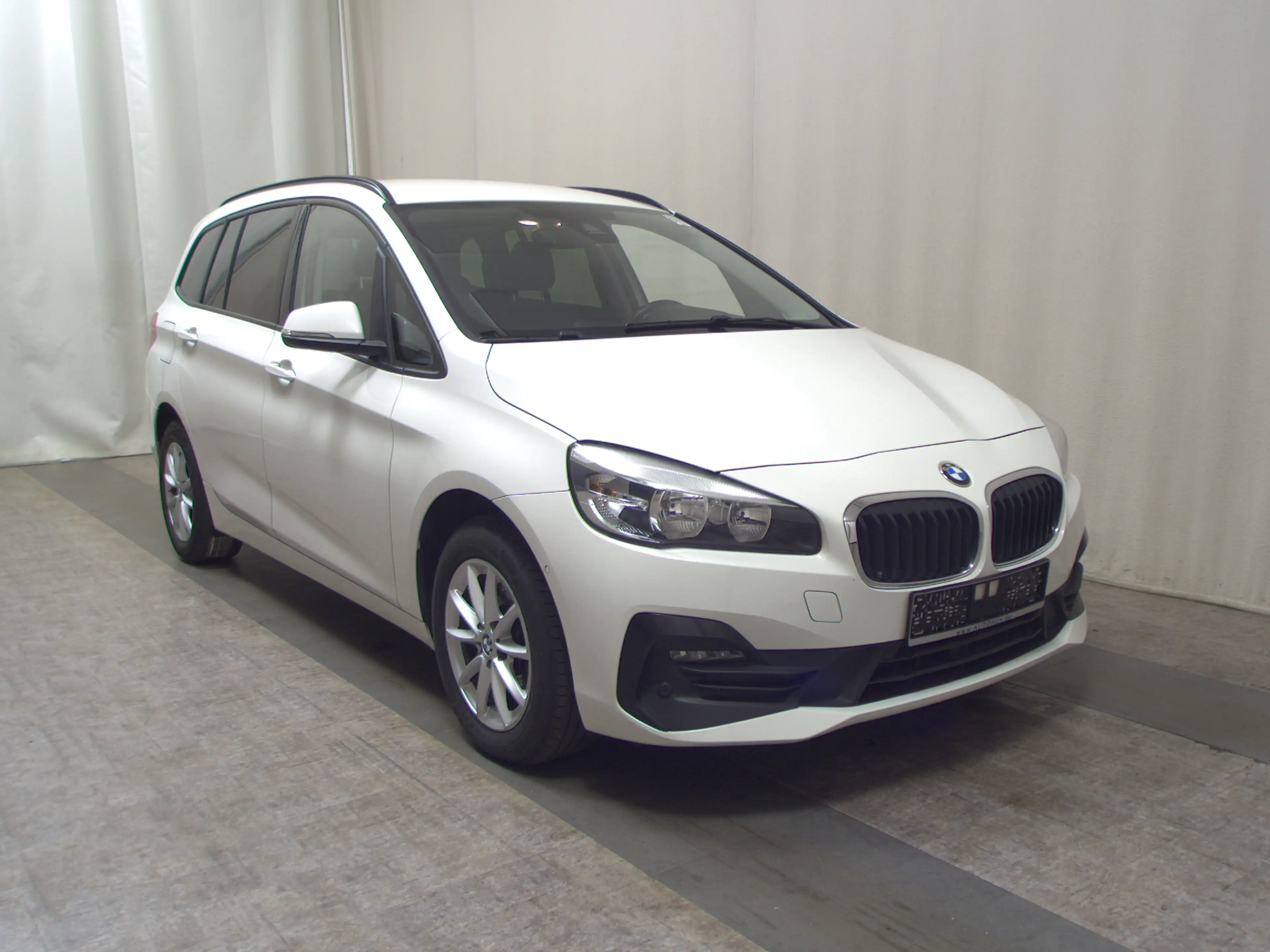 BMW 216 216 Gran Tourer Navi PDC AHK Shz — photo 3