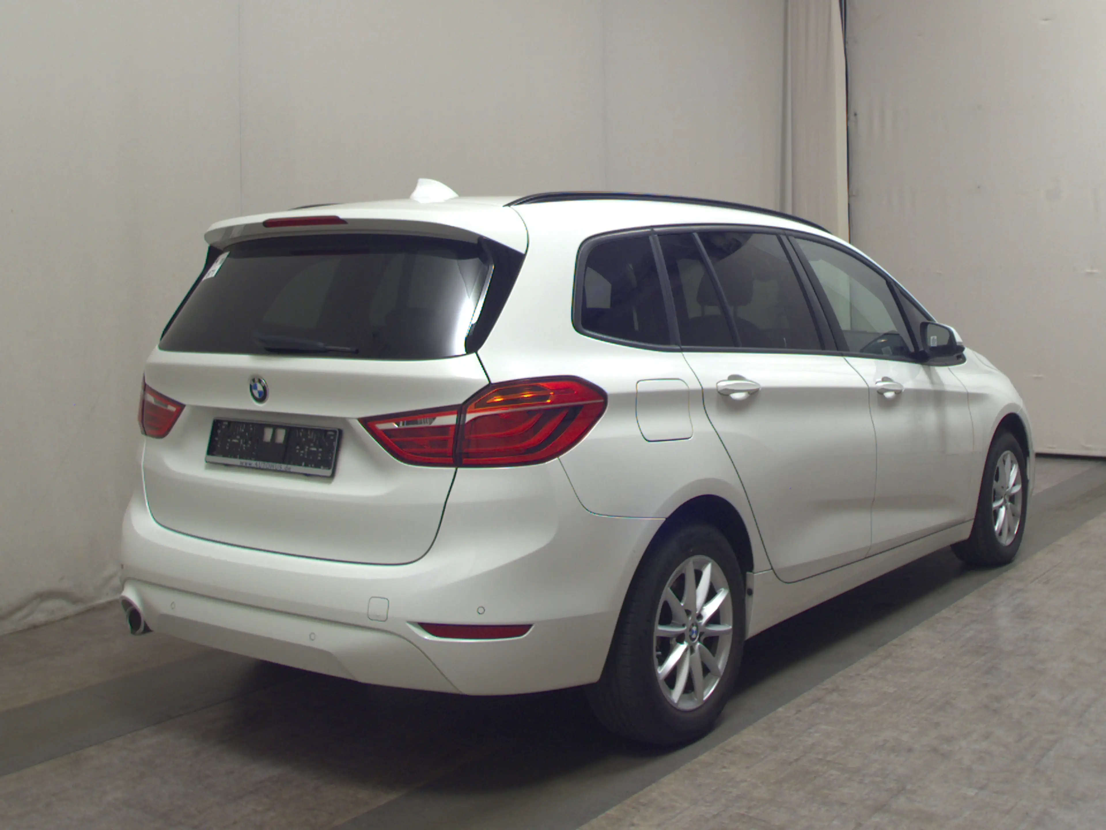 BMW 216 216 Gran Tourer Navi PDC AHK Shz — photo 4