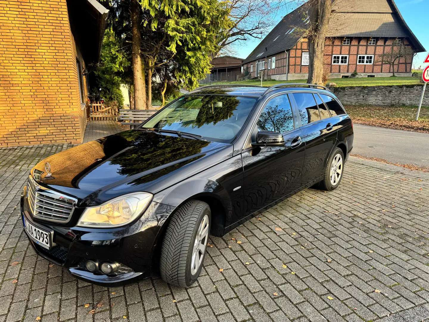 Mercedes-Benz C 200 C-Klasse T-Modell Diesel T CDI DPF Classic Negro - 2