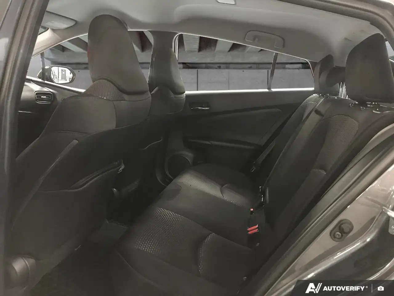 Toyota Prius снимка Toyota Prius