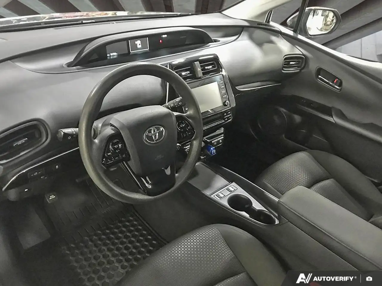 Toyota Prius снимка Toyota Prius