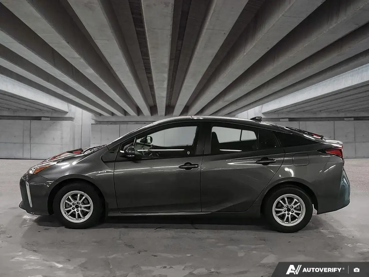 Toyota Prius снимка Toyota Prius