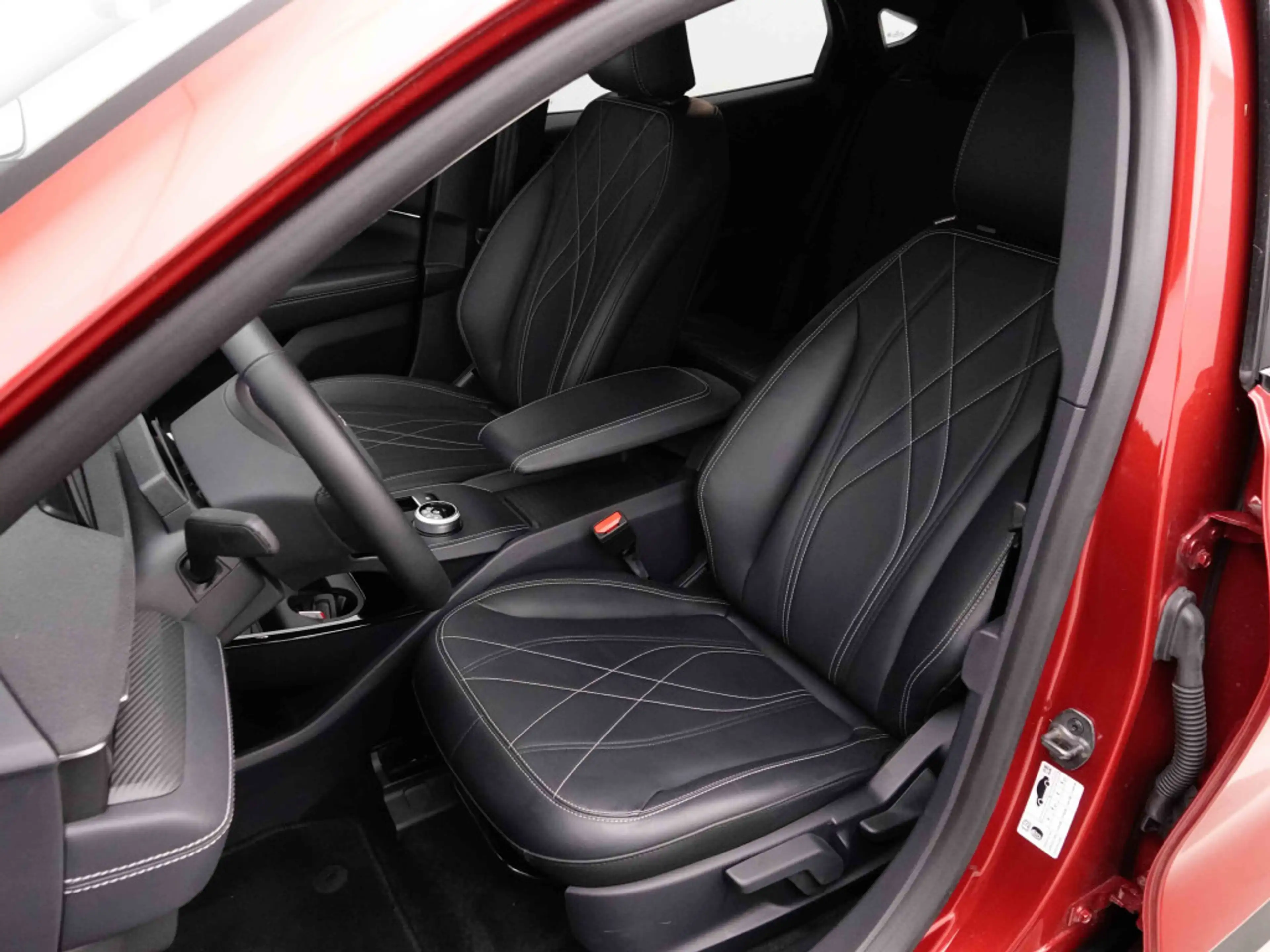 Ford Mustang Mach-E 72kWh 289pk | EV Range 470km | Leather | GPS | Camera | LED Lights — photo 7
