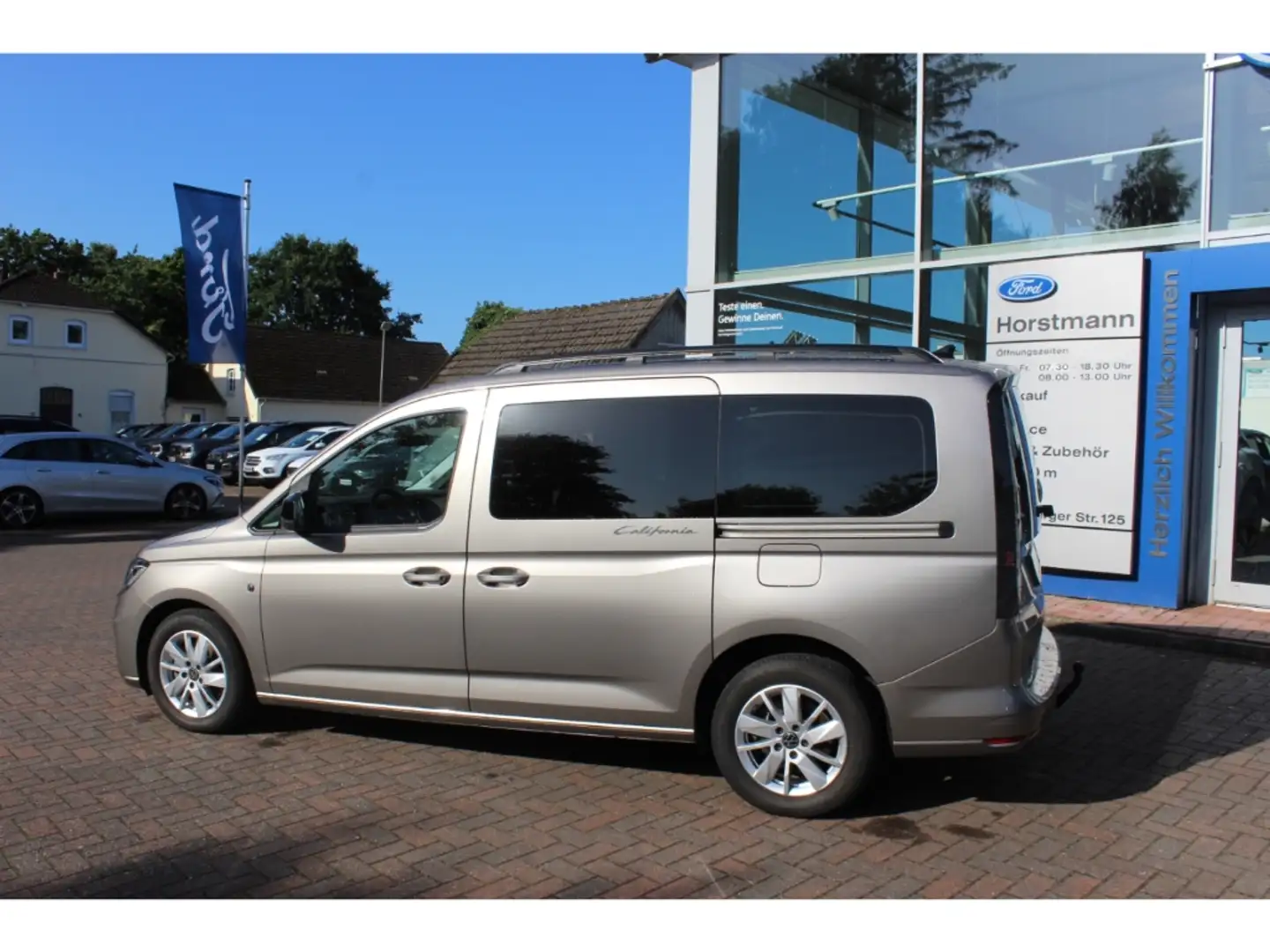 Volkswagen Caddy TDI AUTOMATIK, ACC, LED, NAVI, PDC, LM, AHK Beige - 2