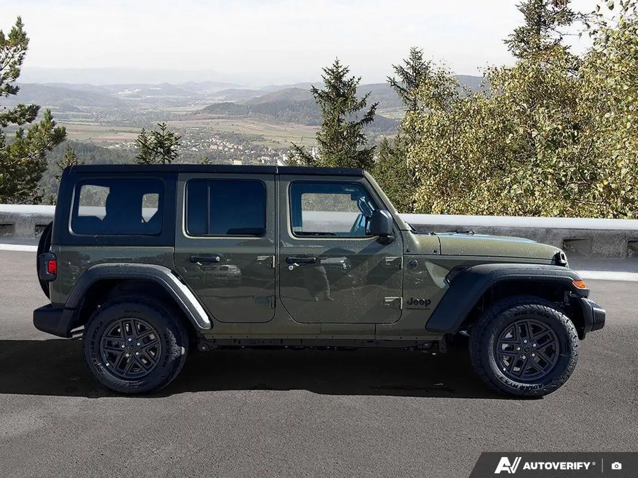 Jeep Wrangler снимка Jeep Wrangler