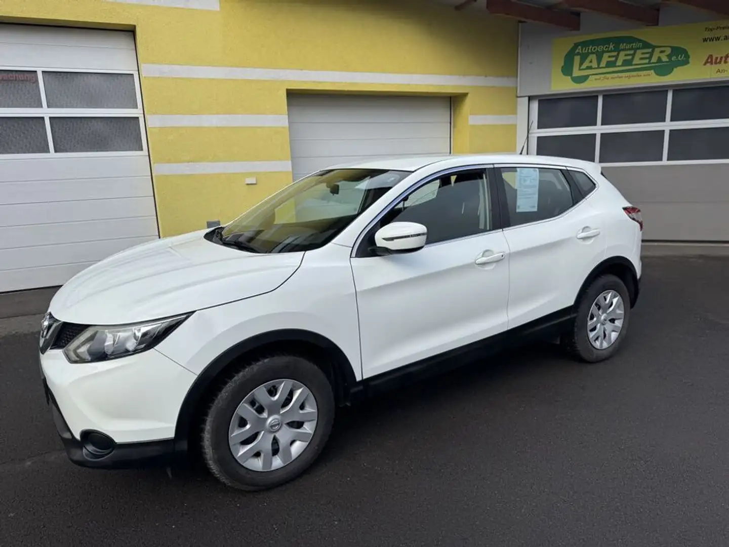 Nissan Qashqai Visia - nur 95400km Privatverkauf! Weiß - 1