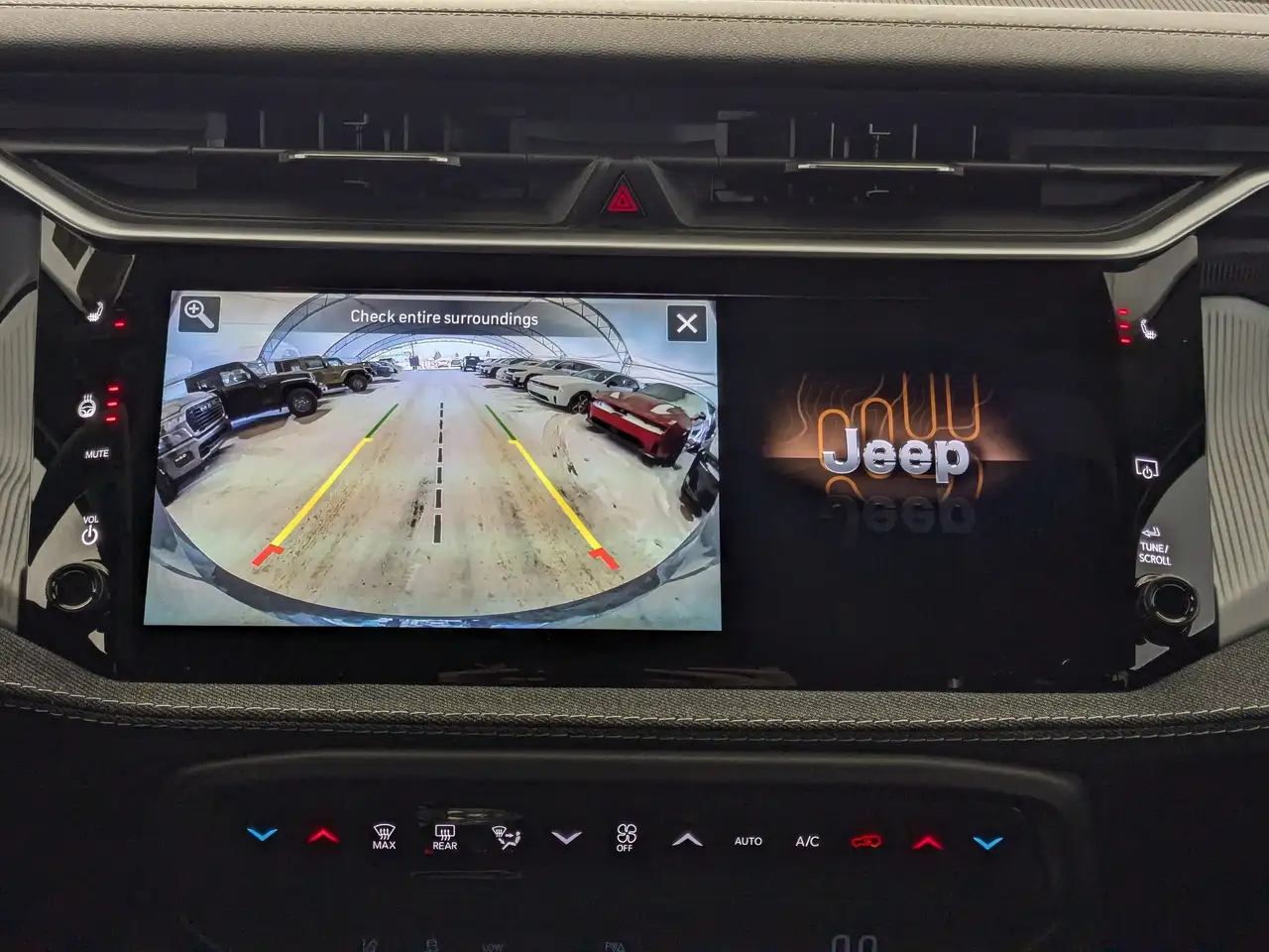 Jeep Cherokee снимка Jeep Cherokee