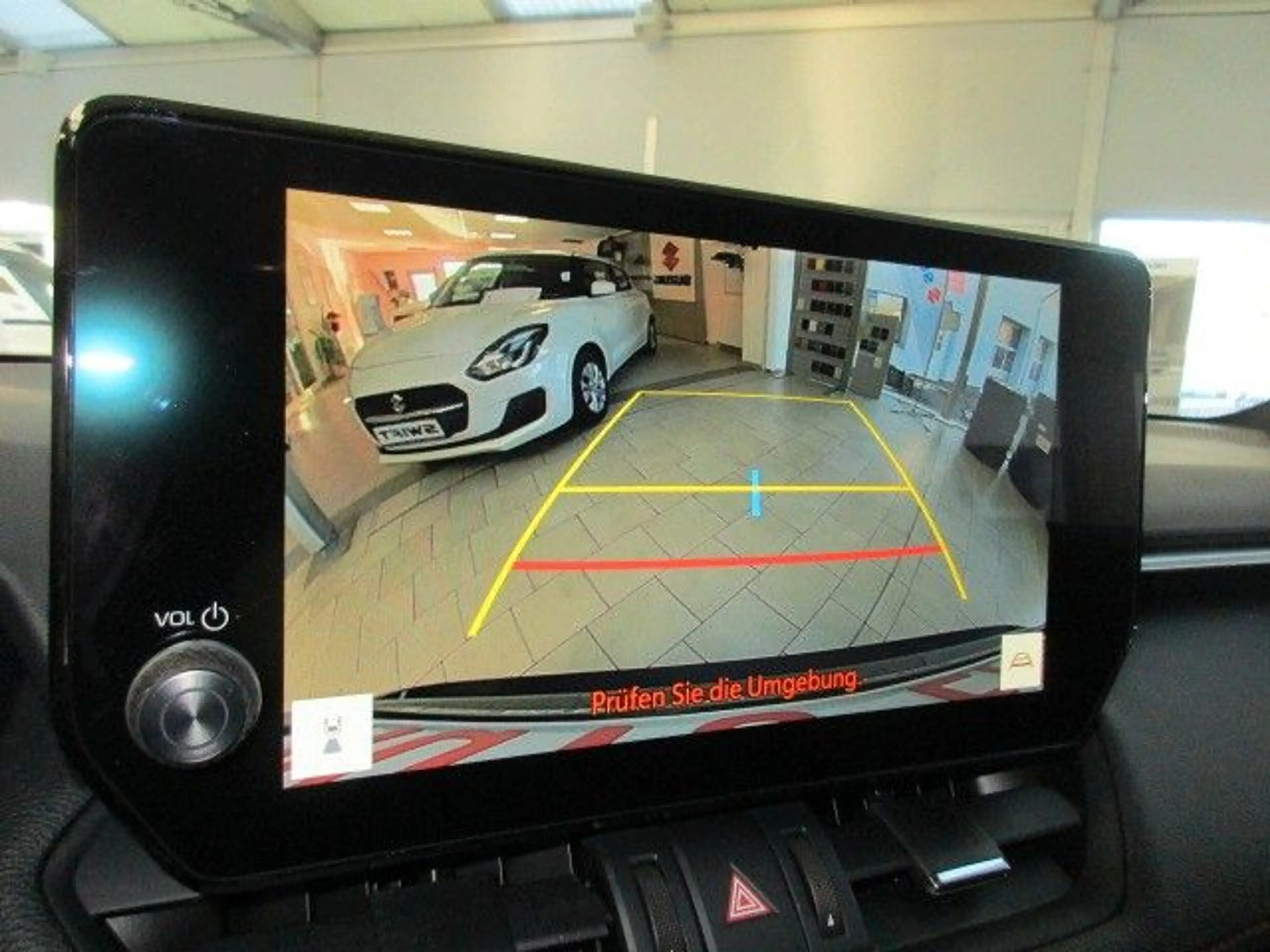 Suzuki Across 2.5 Plug-In Hybrid Comfort+ — photo 6
