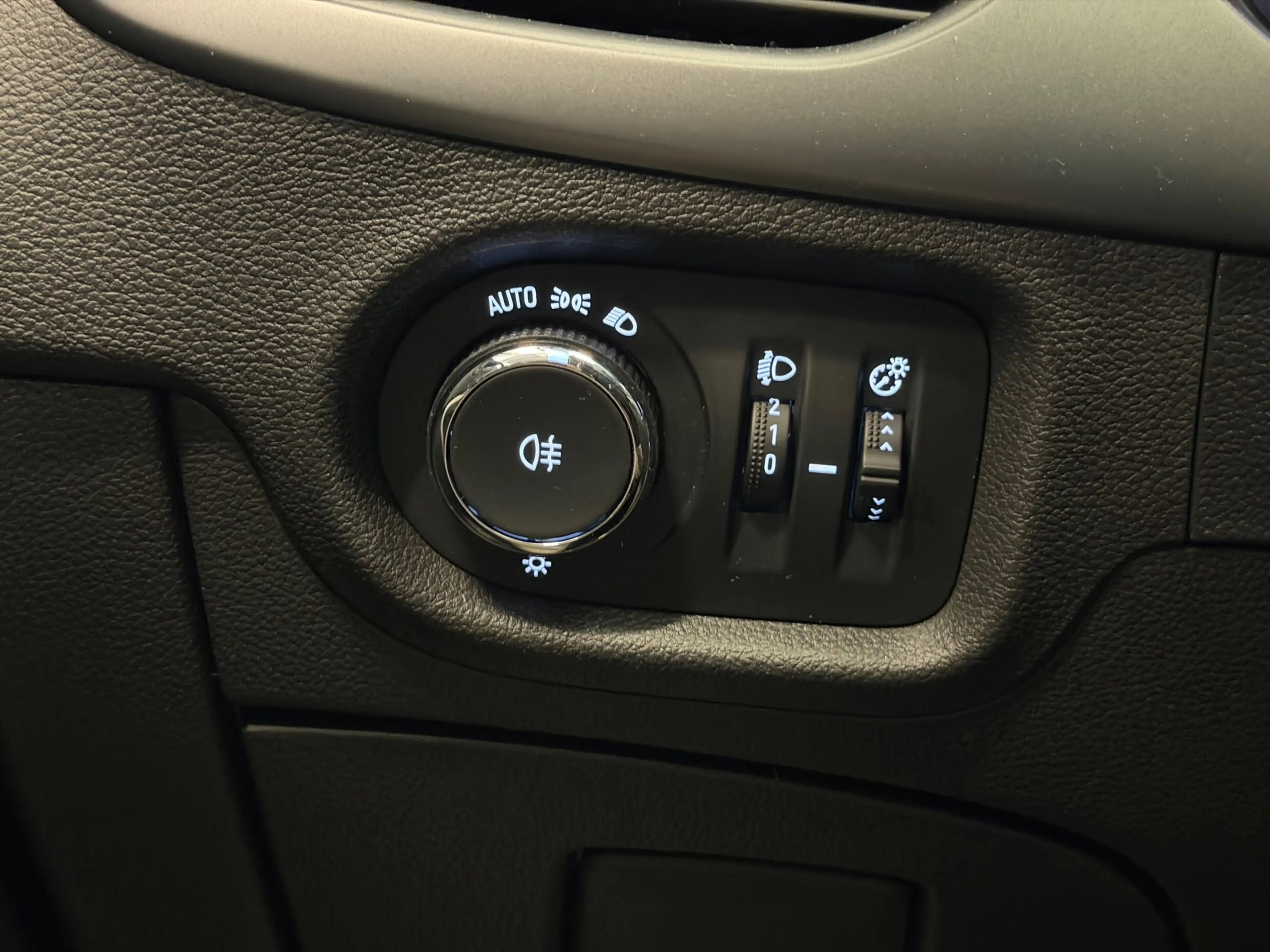 Opel Astra 1.0 Online Edition Automaat — photo 18