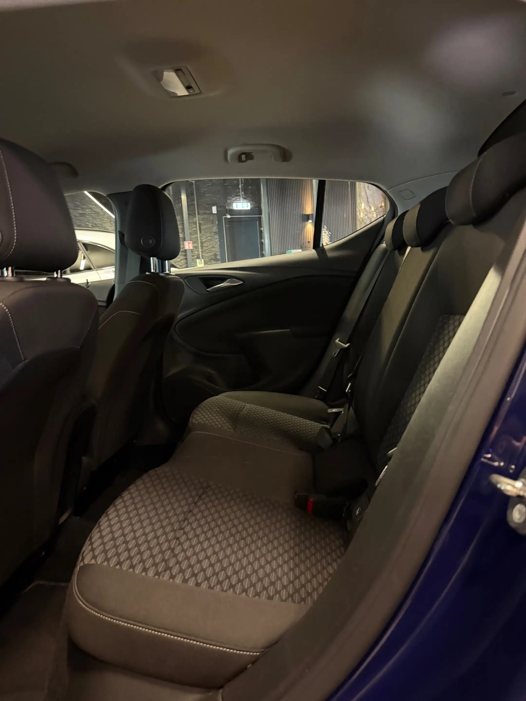 Opel Astra 1.0 Online Edition Automaat — photo 22