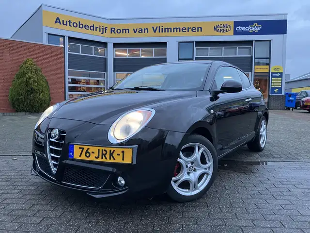 Alfa Romeo MiTo 1.4 Turbo Distinctive | Extra set winterbanden mog