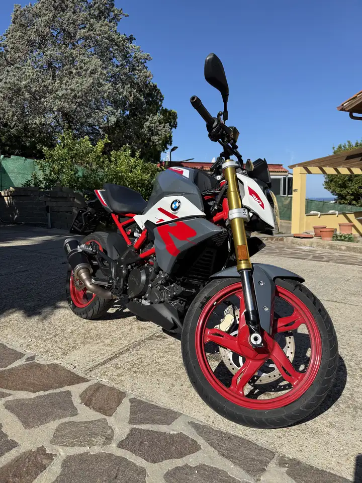 BMW G 310 R