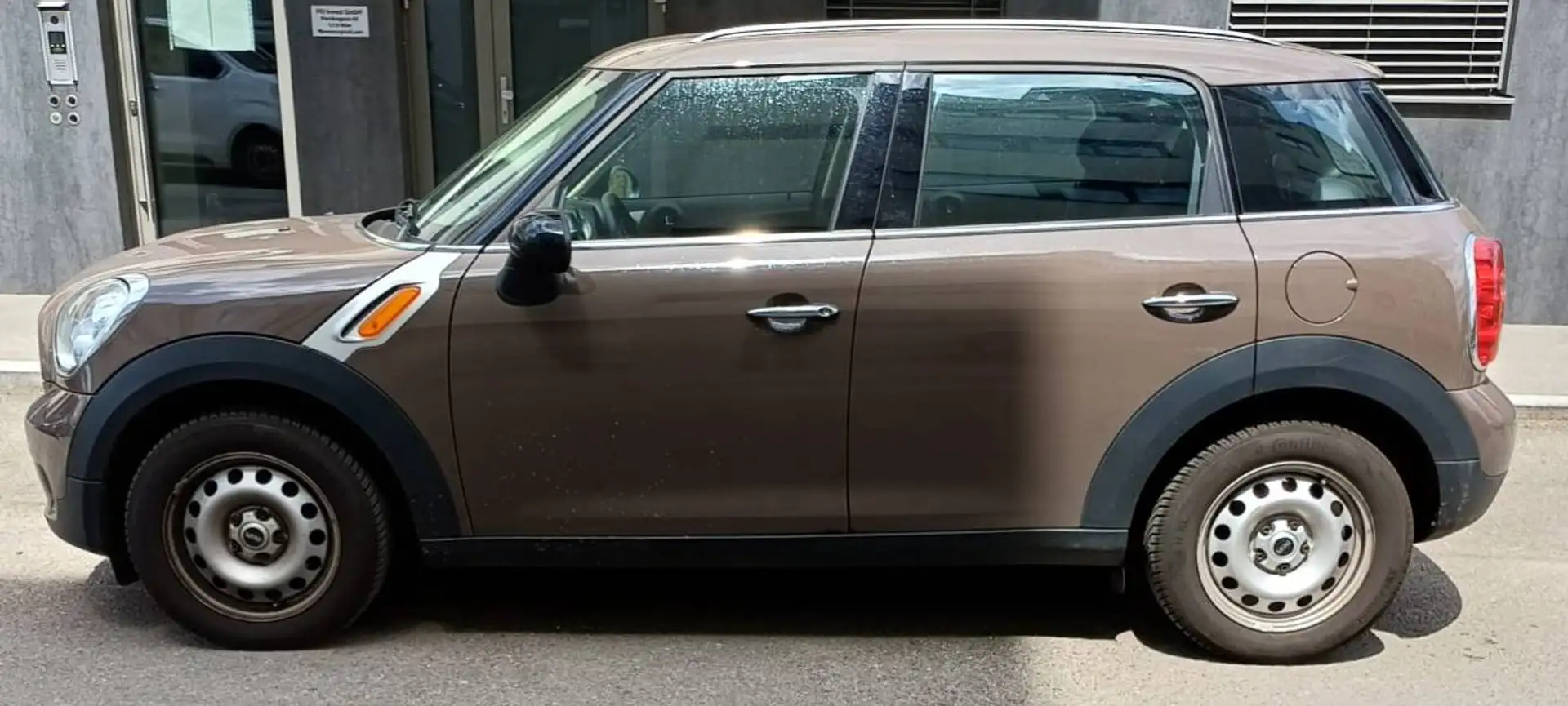 MINI One Countryman MINI Countryman ONE Aut. ONE Braun - 2