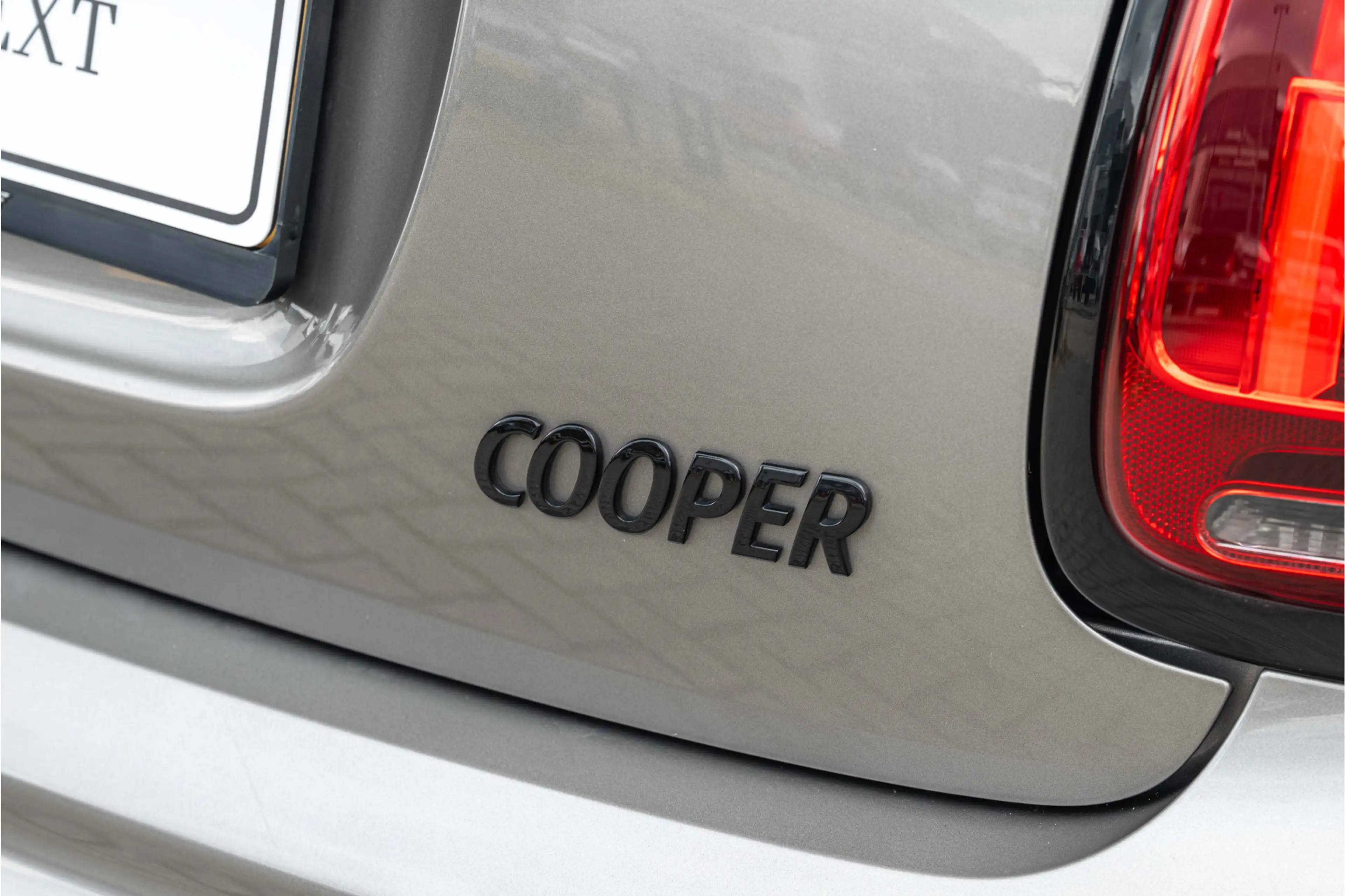 MINI John Cooper Works Hatchback JCW Automaat / Comfort Access / LED / Cr — photo 14