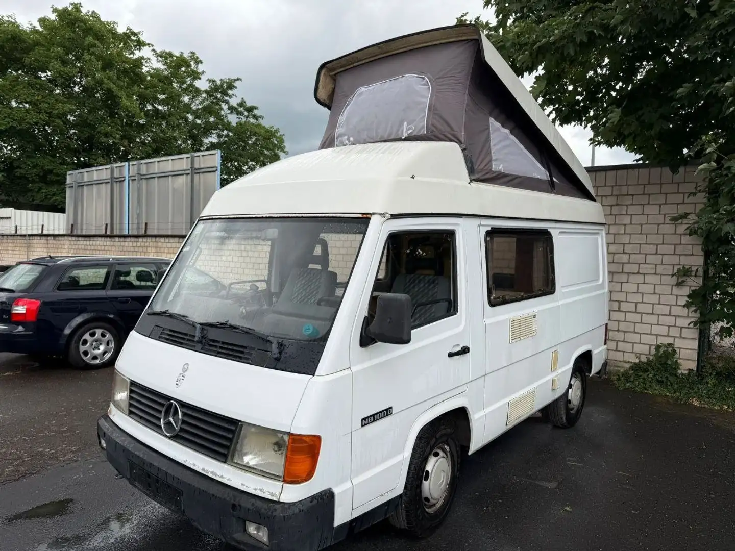 Mercedes-Benz MB 100 Camper - Klappdach/Truma/Servo/Sitzgruppe - 2