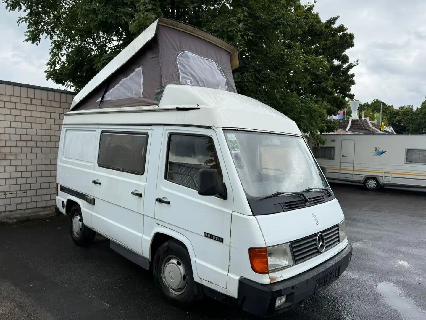 Mercedes-Benz MB 100 Camper - Klappdach/Truma/Servo/Sitzgruppe - 1