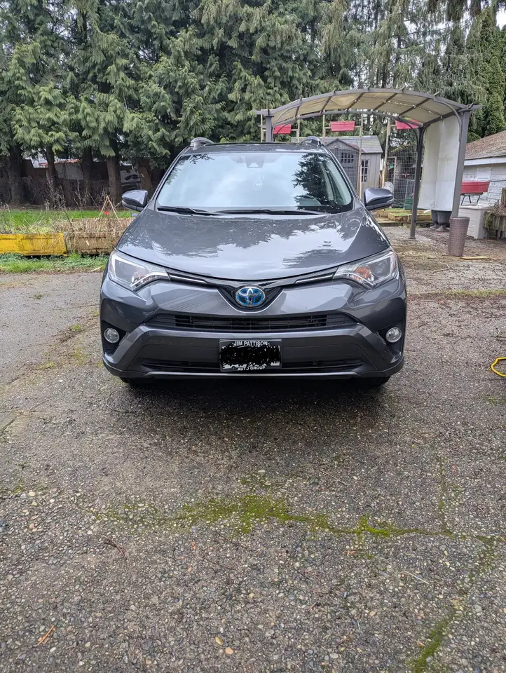 Toyota RAV 4 снимка Toyota RAV 4