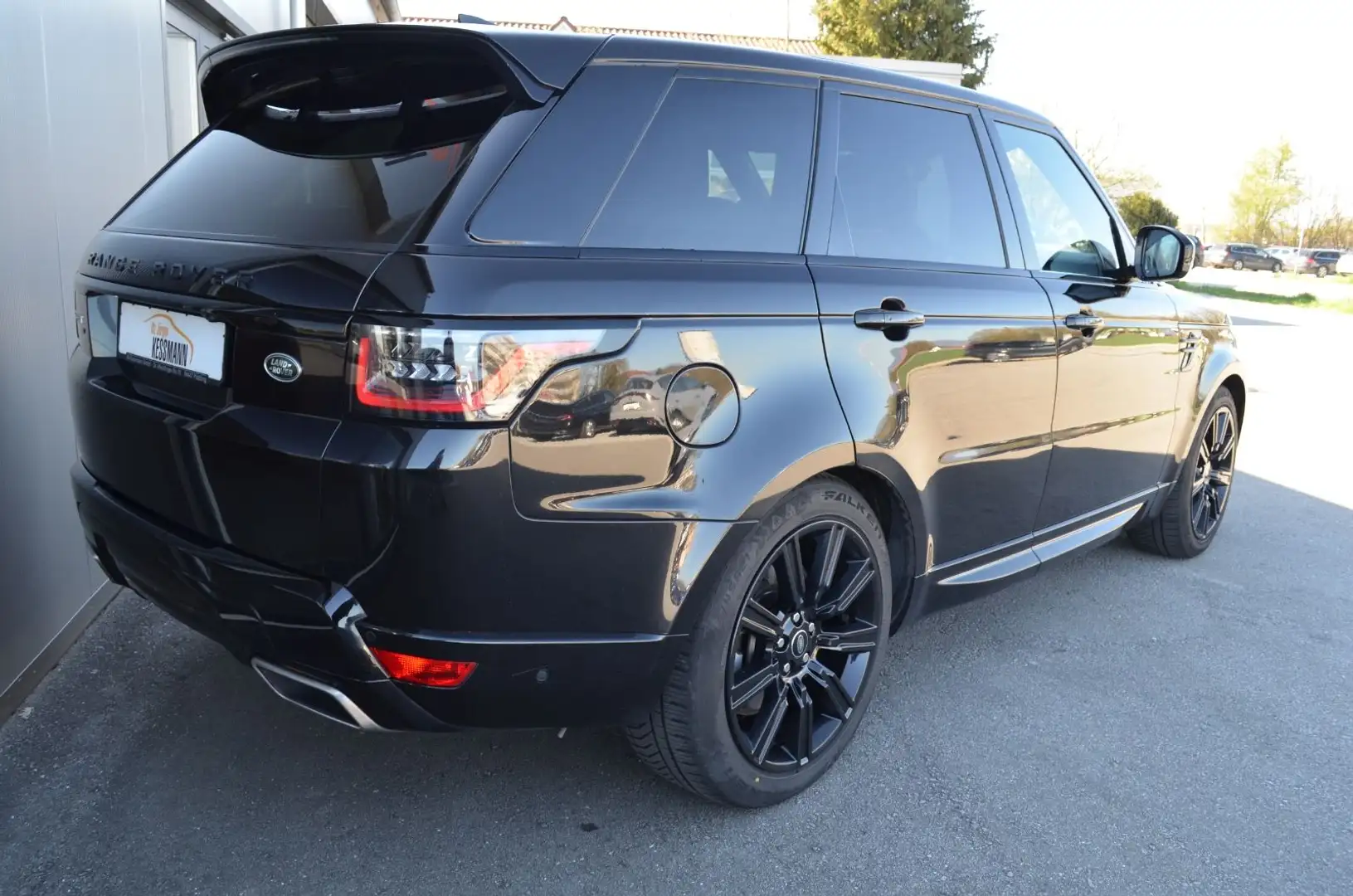 Land Rover Range Rover Sport HSE Dynamic Stealth Schwarz - 2